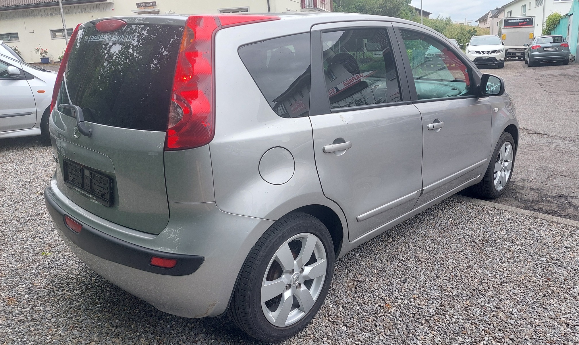 NISSAN Note 1.6 tekna Automat — zdjęcie 5
