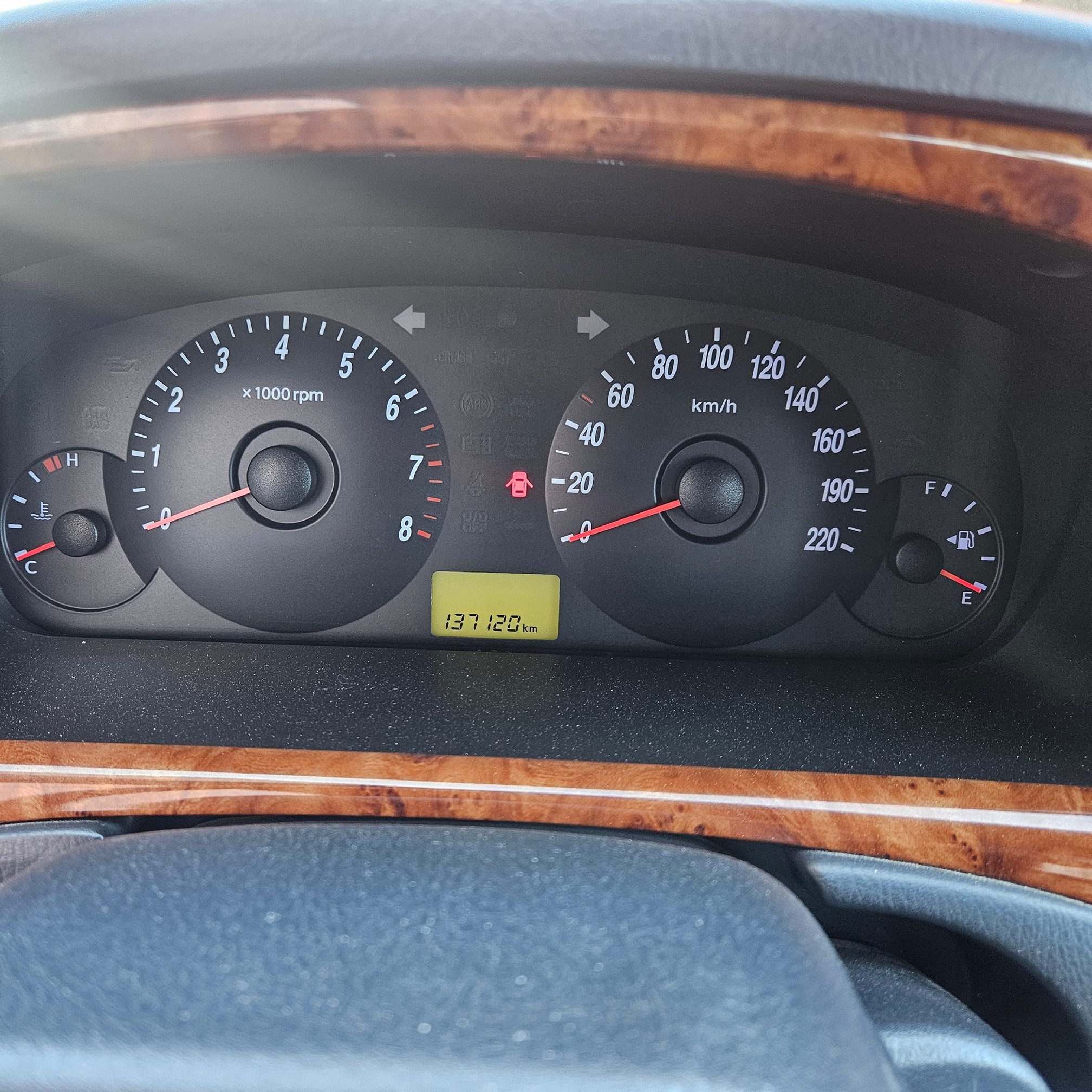 HYUNDAI Elantra 2.0 CVVT — zdjęcie 13