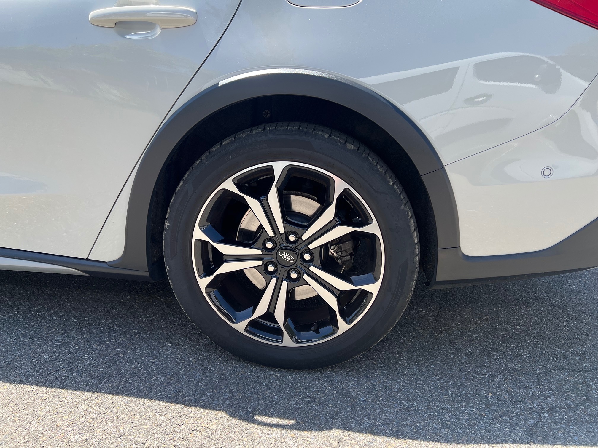 FORD Focus 1.5 SCTi — zdjęcie 5