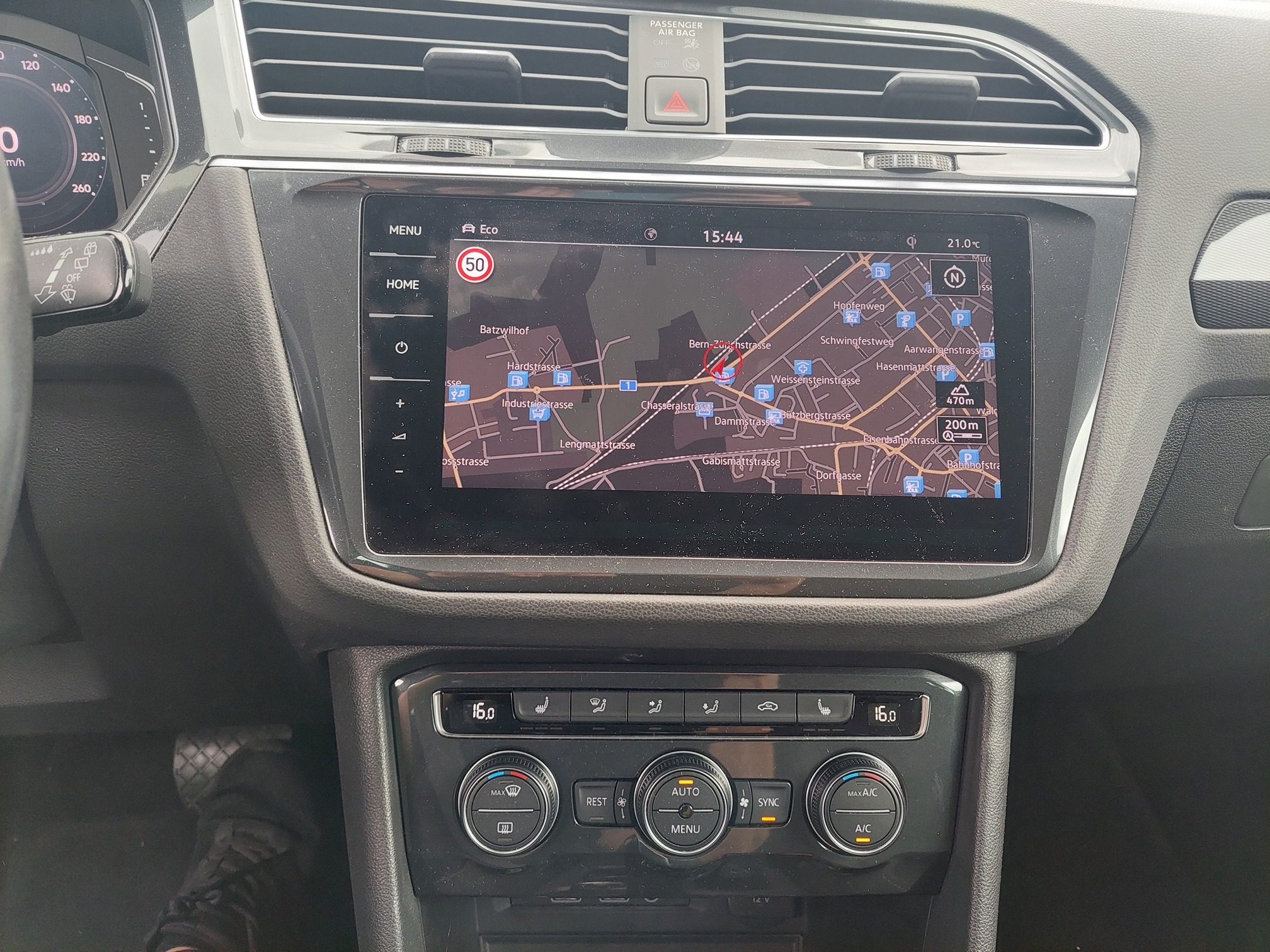 VW Tiguan 2.0 TDI 4M — zdjęcie 12
