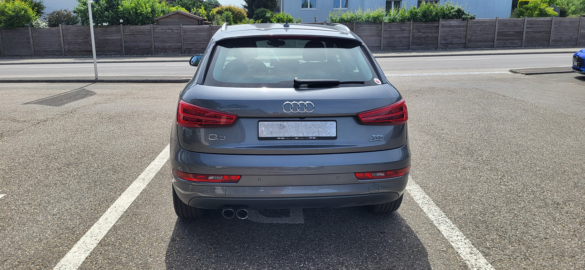 AUDI Q3 2.0TDI quattro — zdjęcie 4