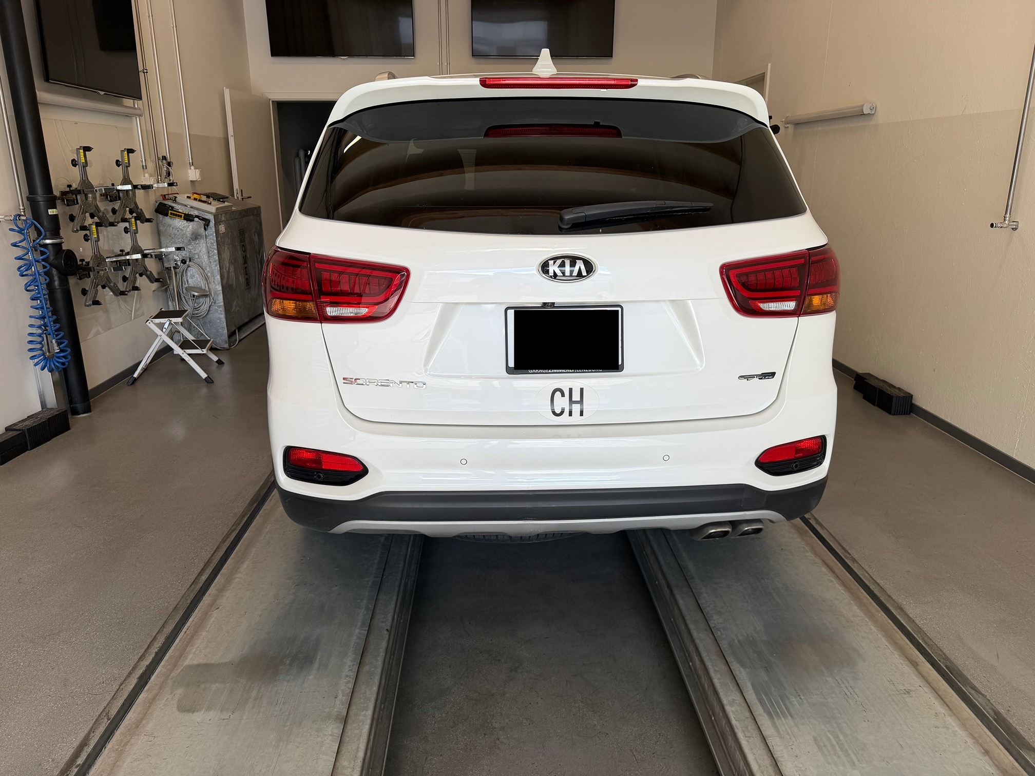 KIA Sorento IV 2.2 — zdjęcie 4