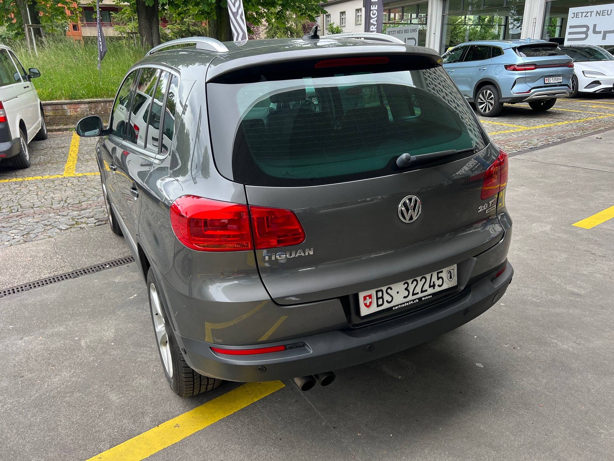VW tiguan 2.0 — zdjęcie 13
