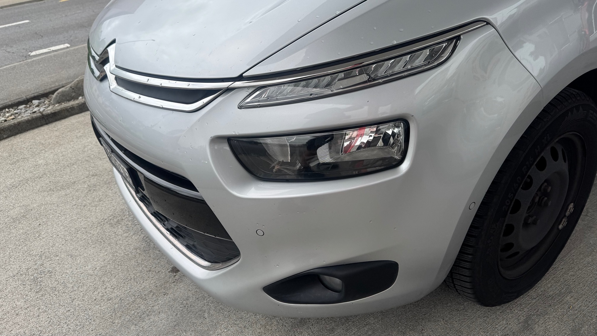 CITROEN C4 Picasso 1.2i — zdjęcie 11