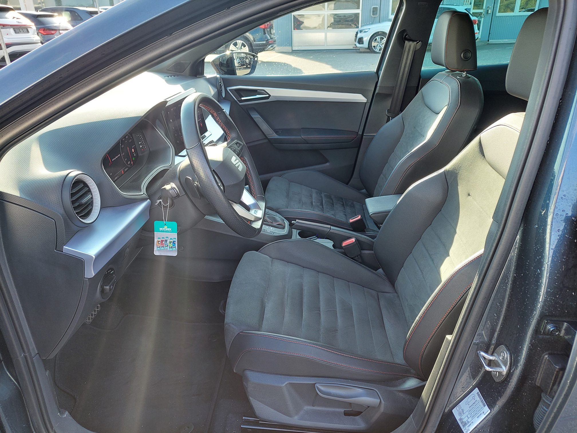 SEAT IBIZA 1.0TSI FR- Line  — zdjęcie 9