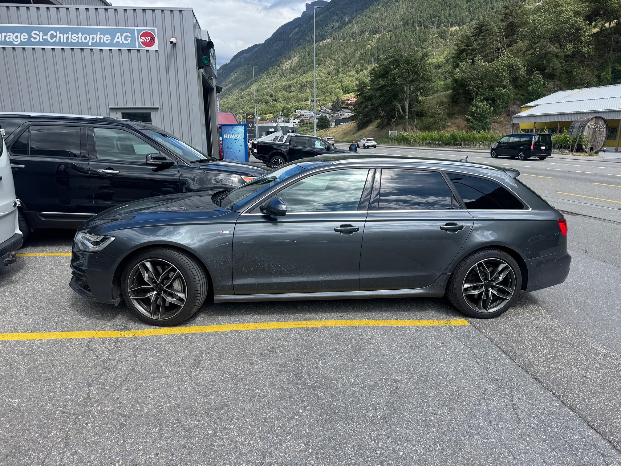 AUDI A6 Av.qu3.0BiTDI — zdjęcie 5