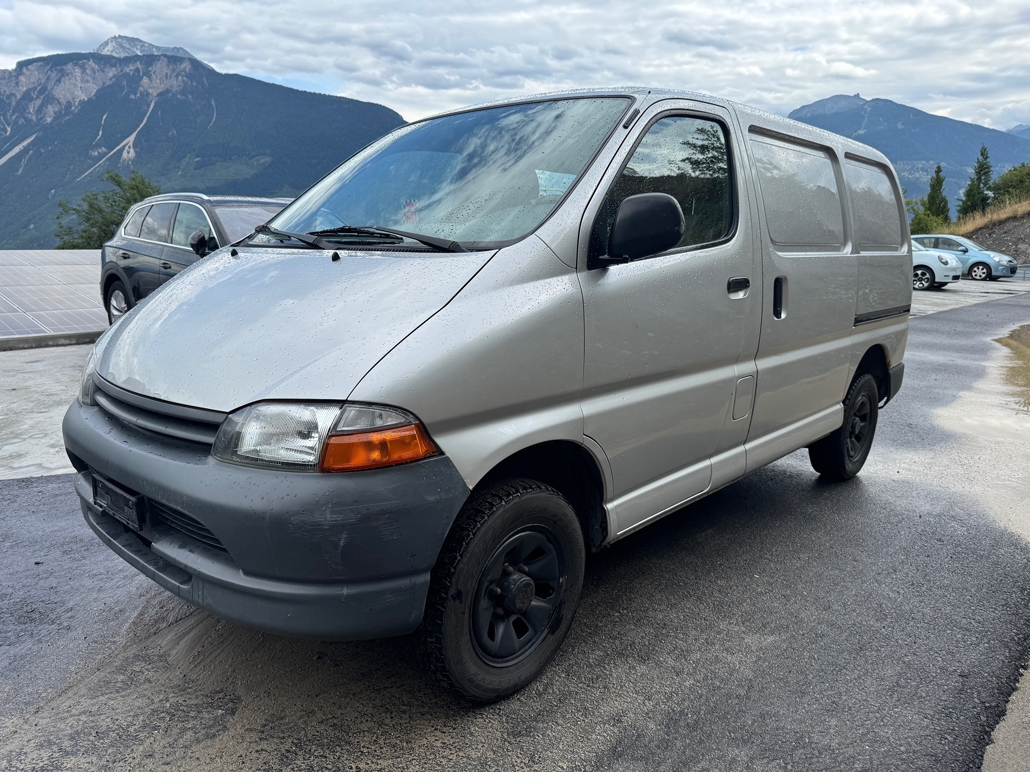 TOYOTA HIACE 2.7 4WD — zdjęcie 3