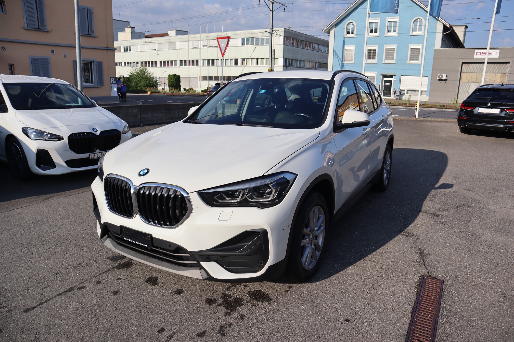 BMW X1 xDrive18d mit AHK ab MFK 17.11.2025 — zdjęcie 3