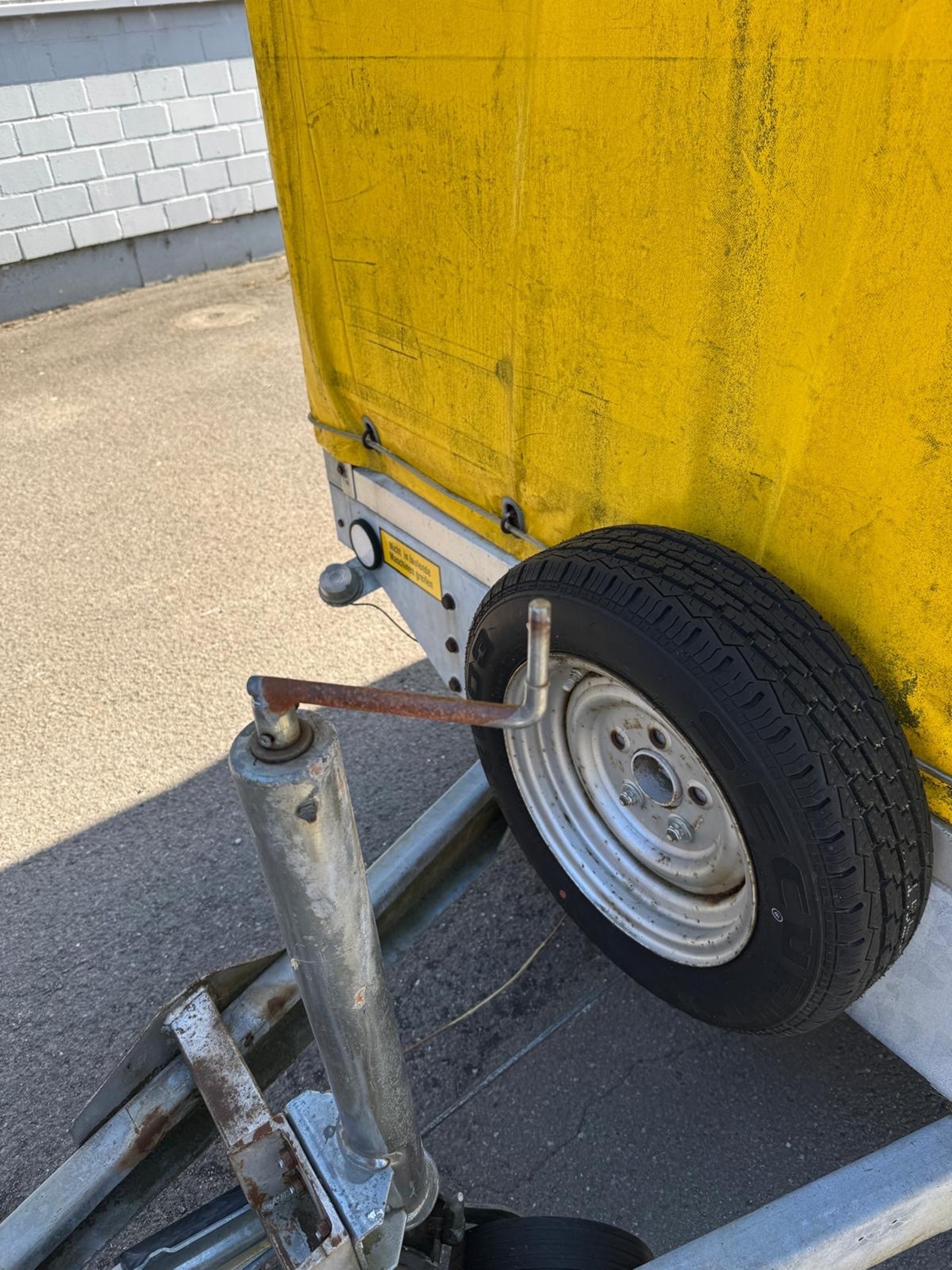 ADDAX MOTORS Sachentransportanhänger — zdjęcie 4