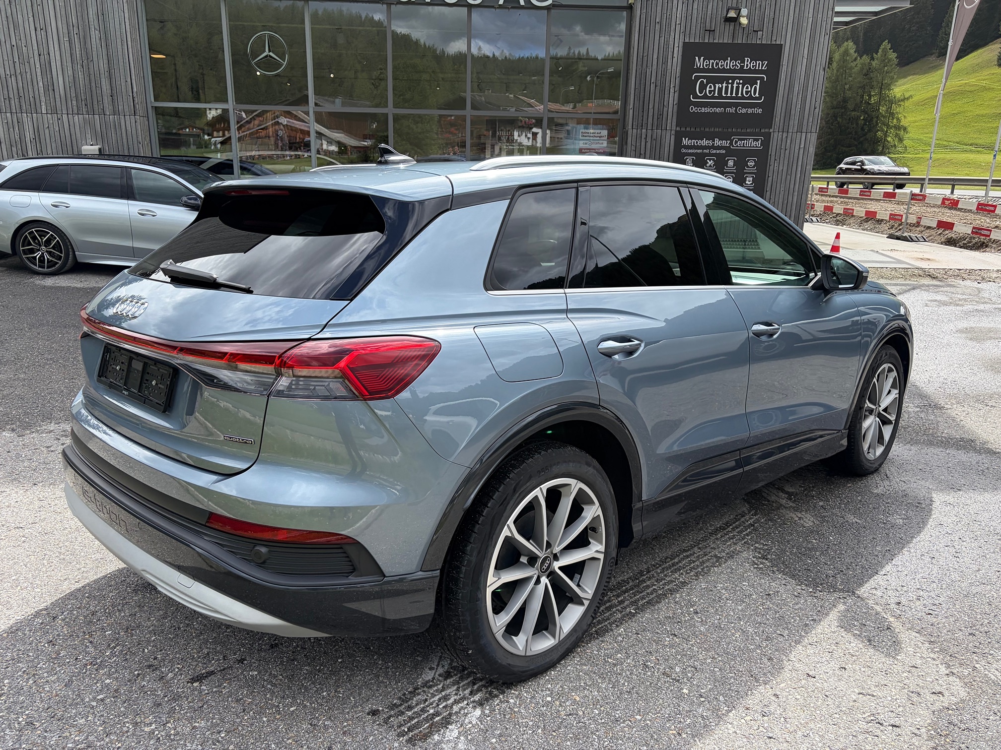 AUDI Q4 50 e-tron qu — zdjęcie 5