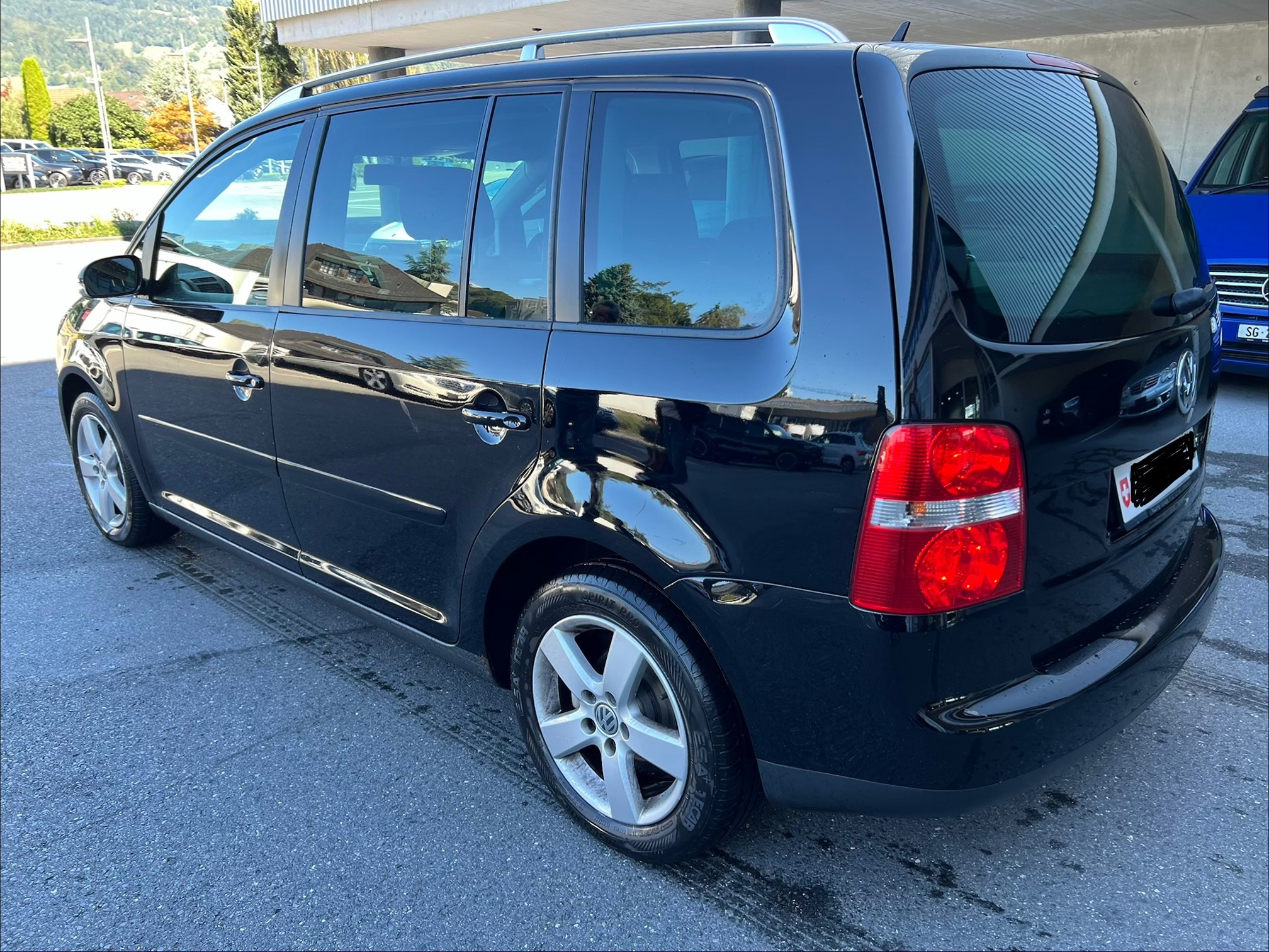 VW Touran — zdjęcie 2
