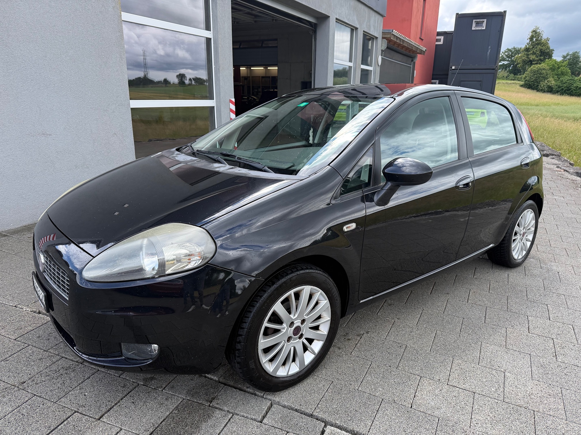 FIAT Punto 1.4 8V — zdjęcie 1
