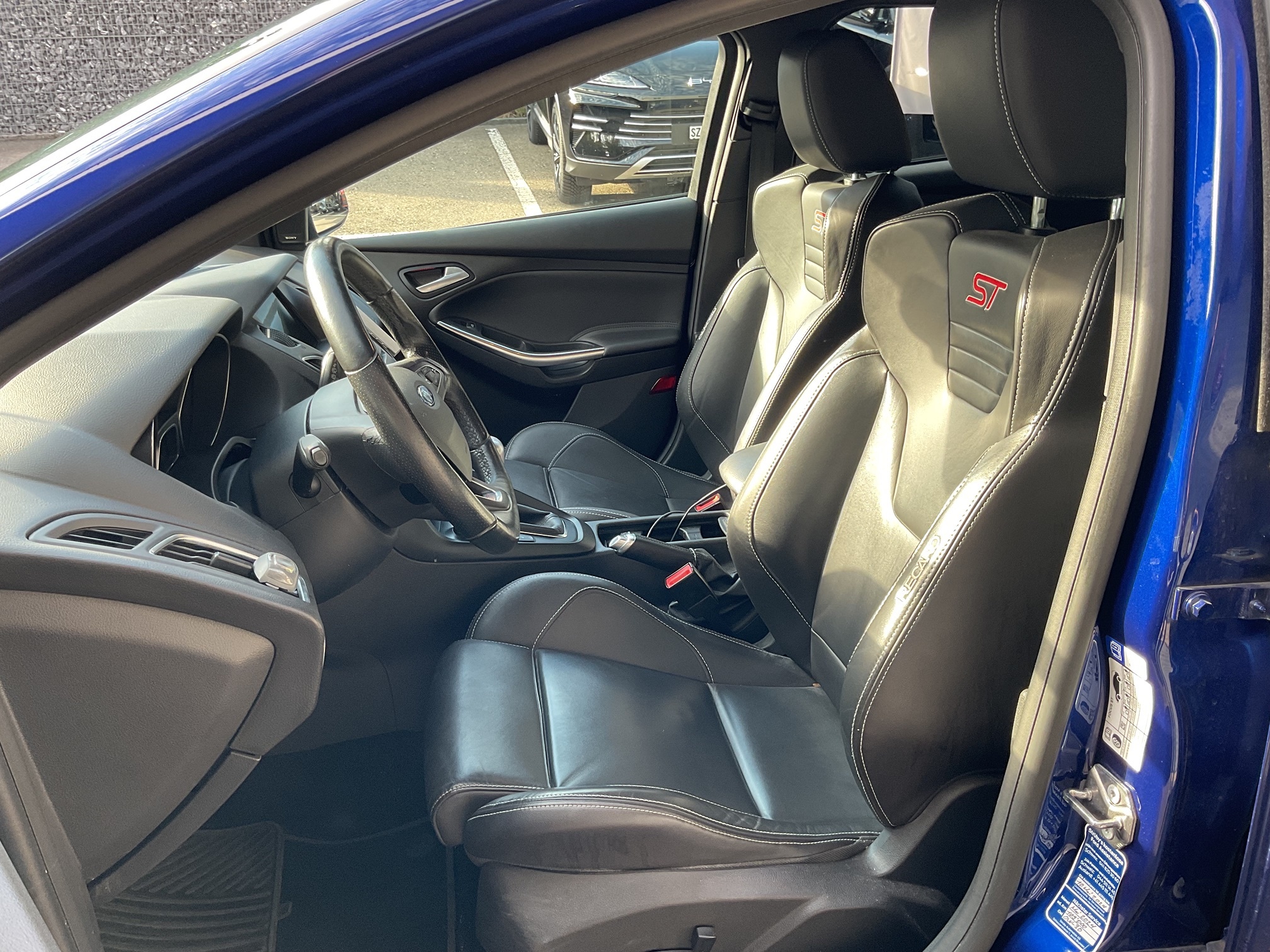 FORD Focus ST 2.0 TDCi — zdjęcie 13