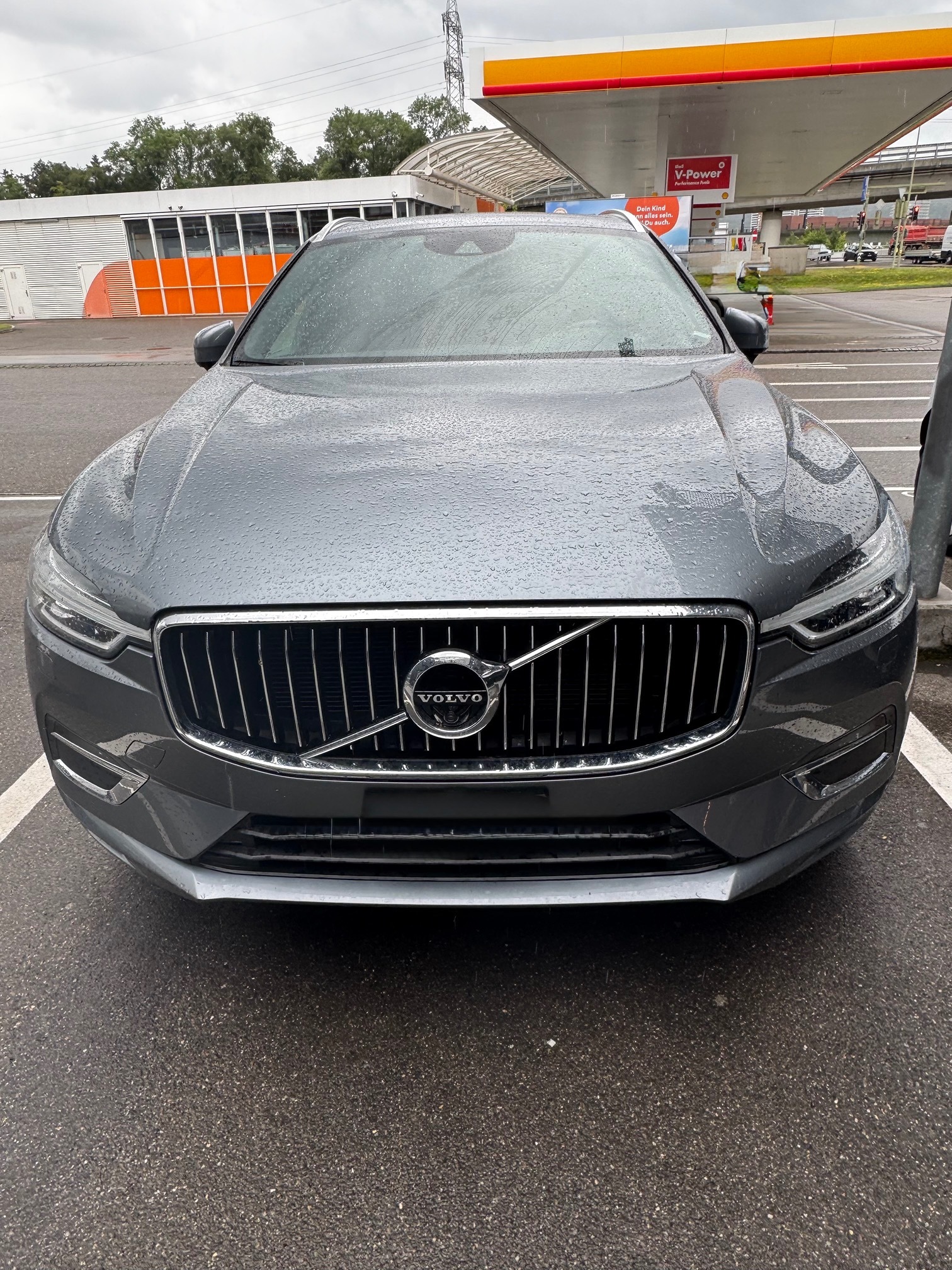 VOLVO XC60 T5 AWD — zdjęcie 1