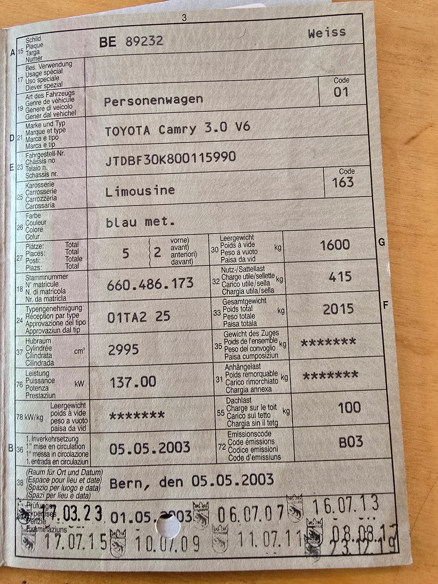 TOYOTA Camry 3.0 V6 — zdjęcie 14