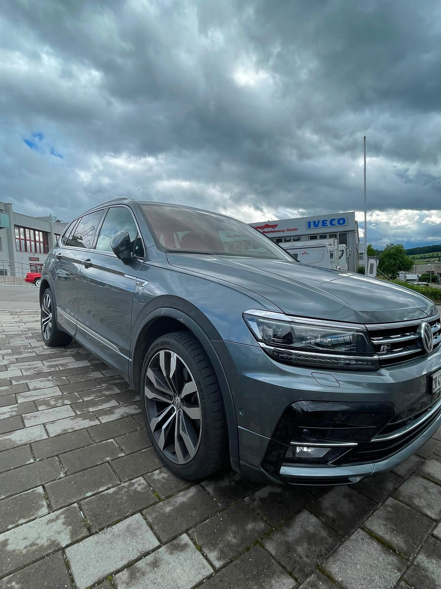 VW Tiguan A.2.0TDI4M — zdjęcie 2