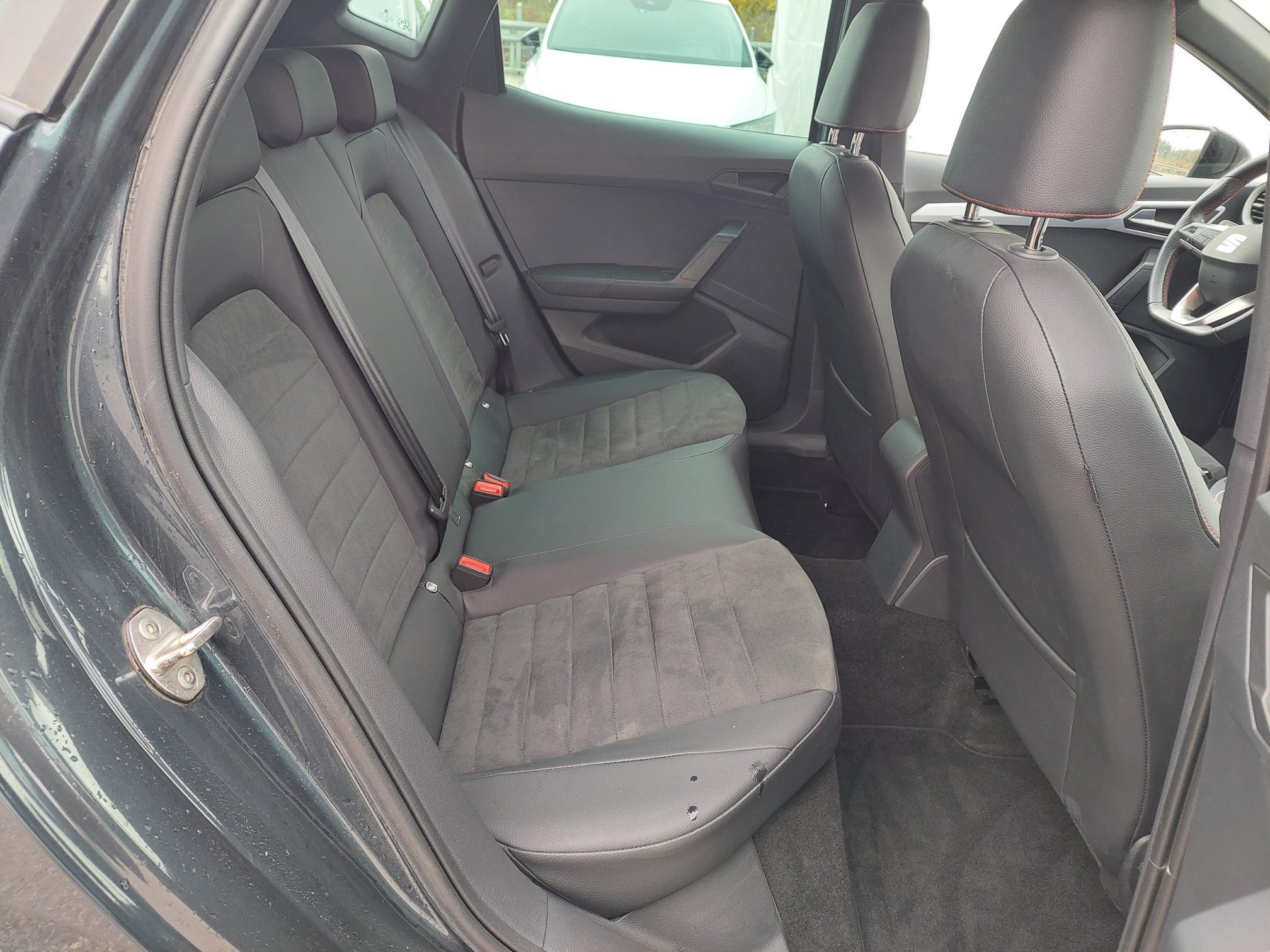 SEAT IBIZA — zdjęcie 7