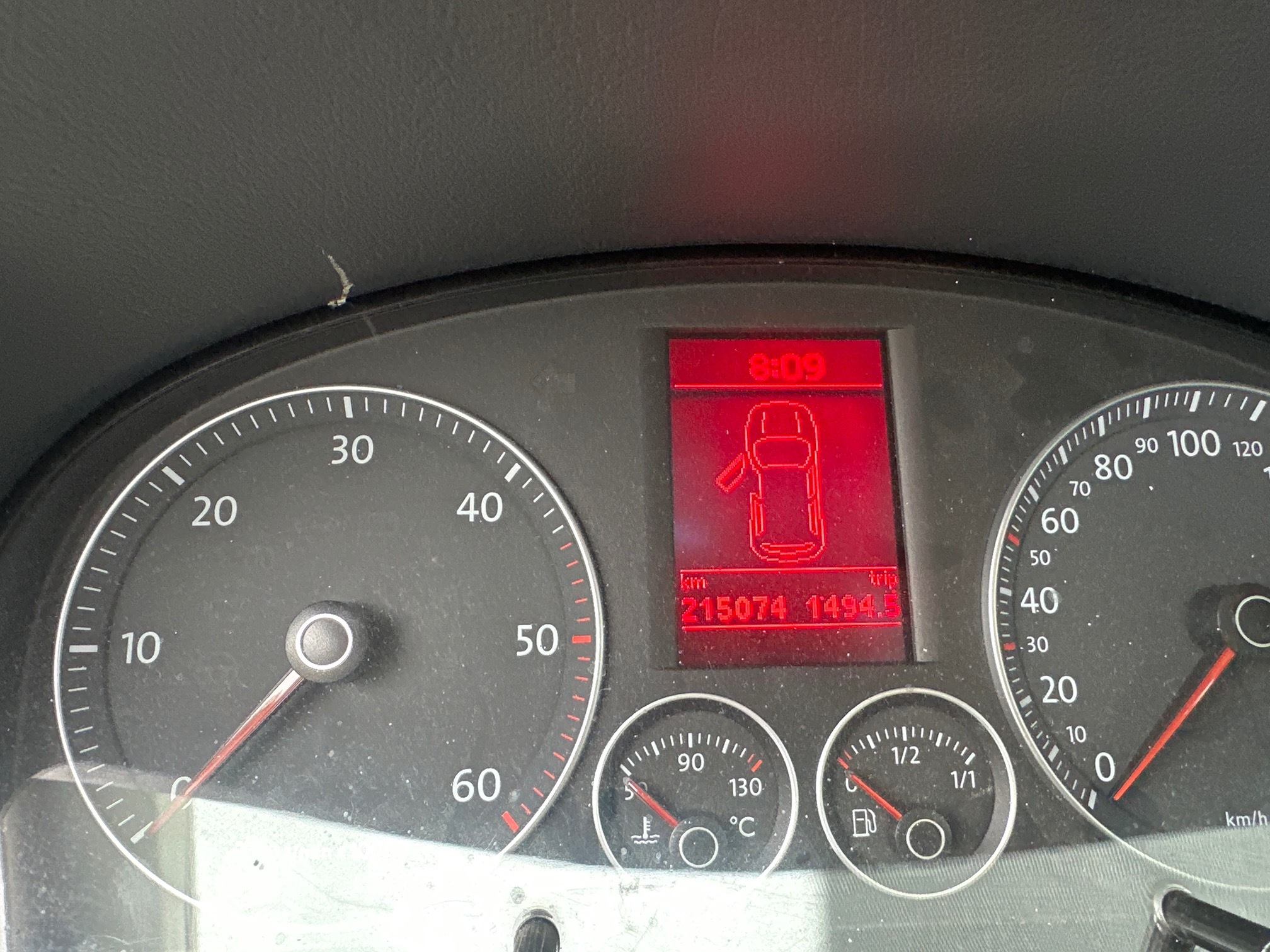 VW Touran — zdjęcie 8