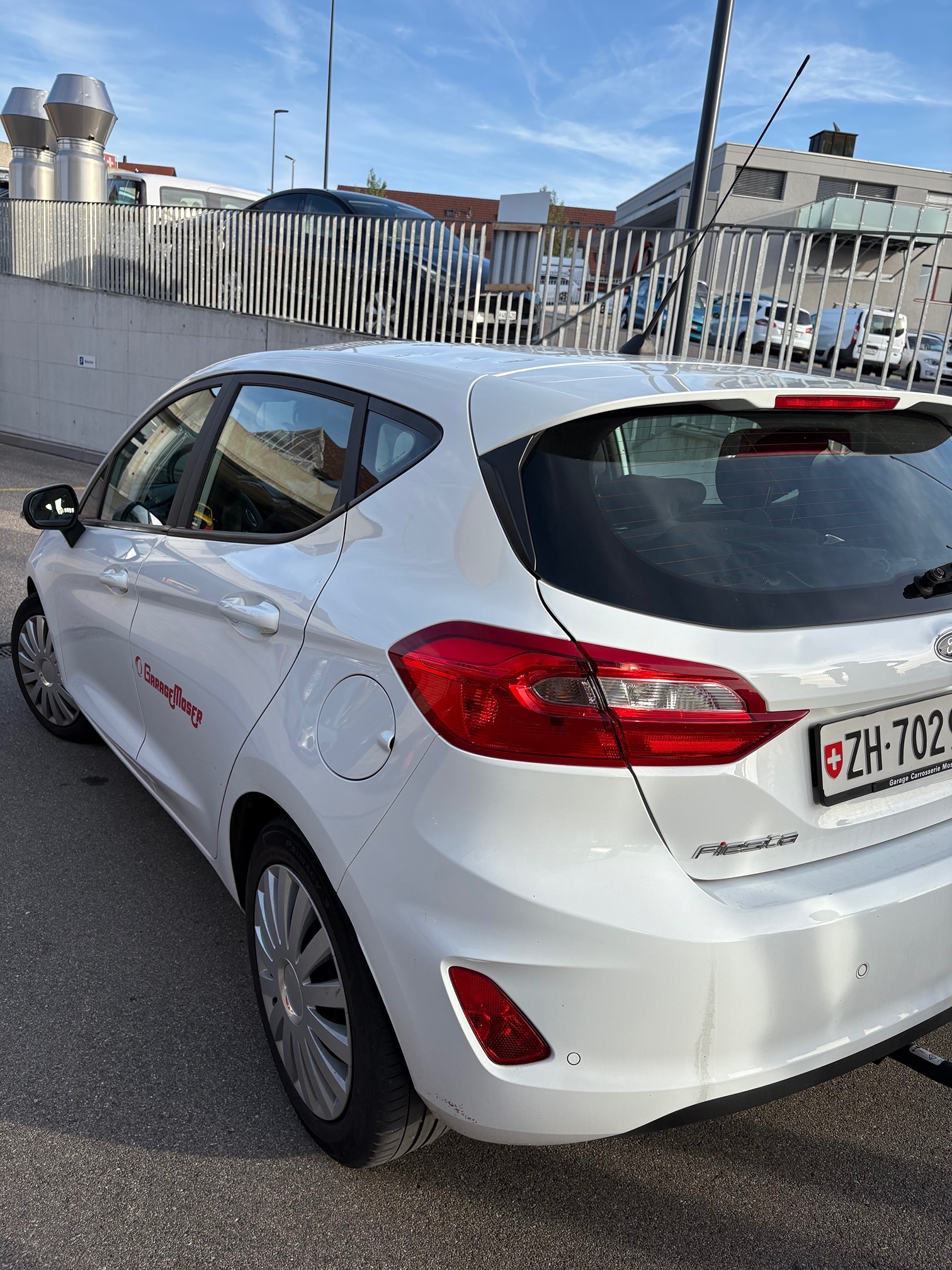 FORD Fiesta 1.1 — zdjęcie 10