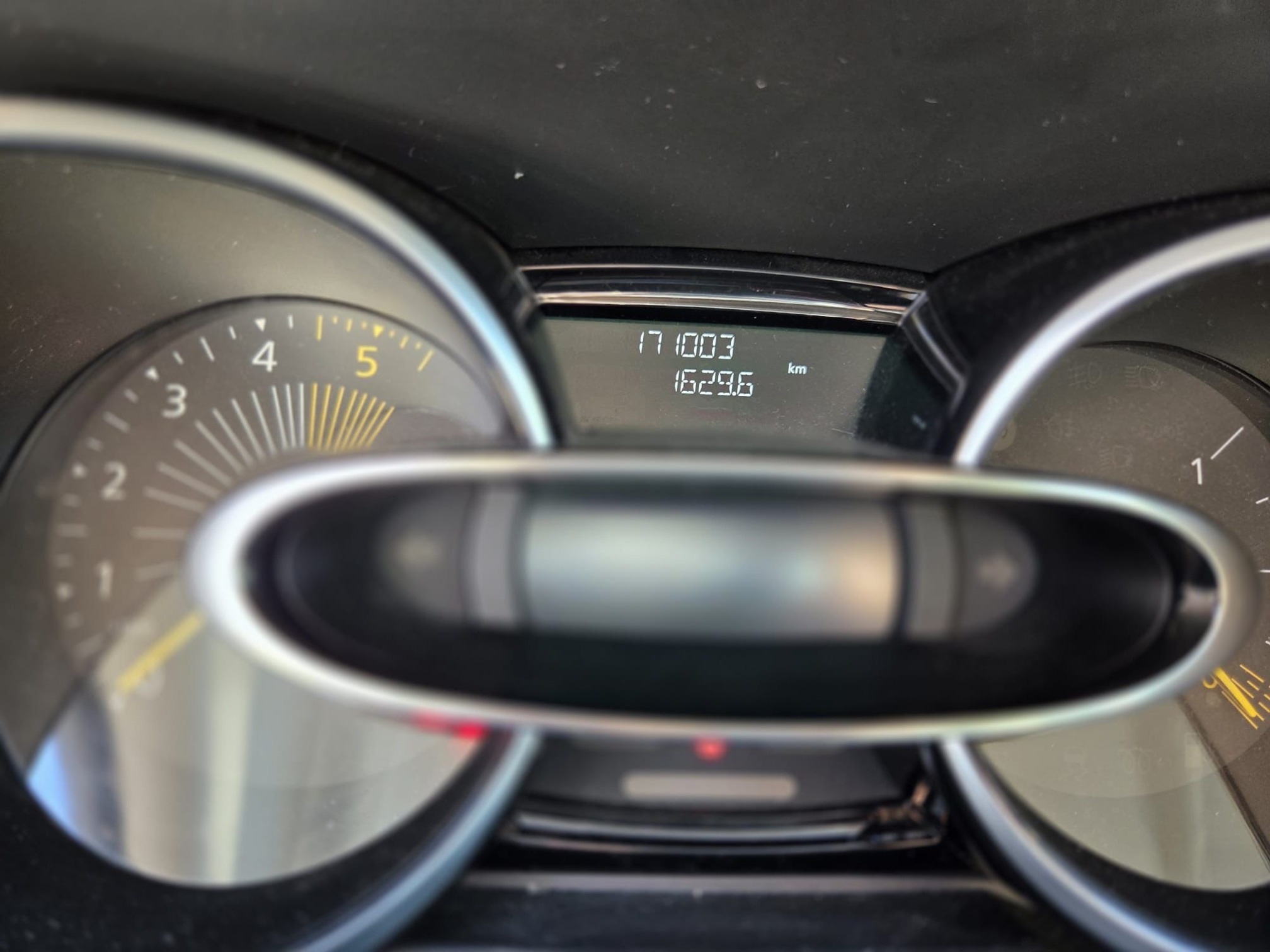 RENAULT Clio 1.5dCi 90 — zdjęcie 3