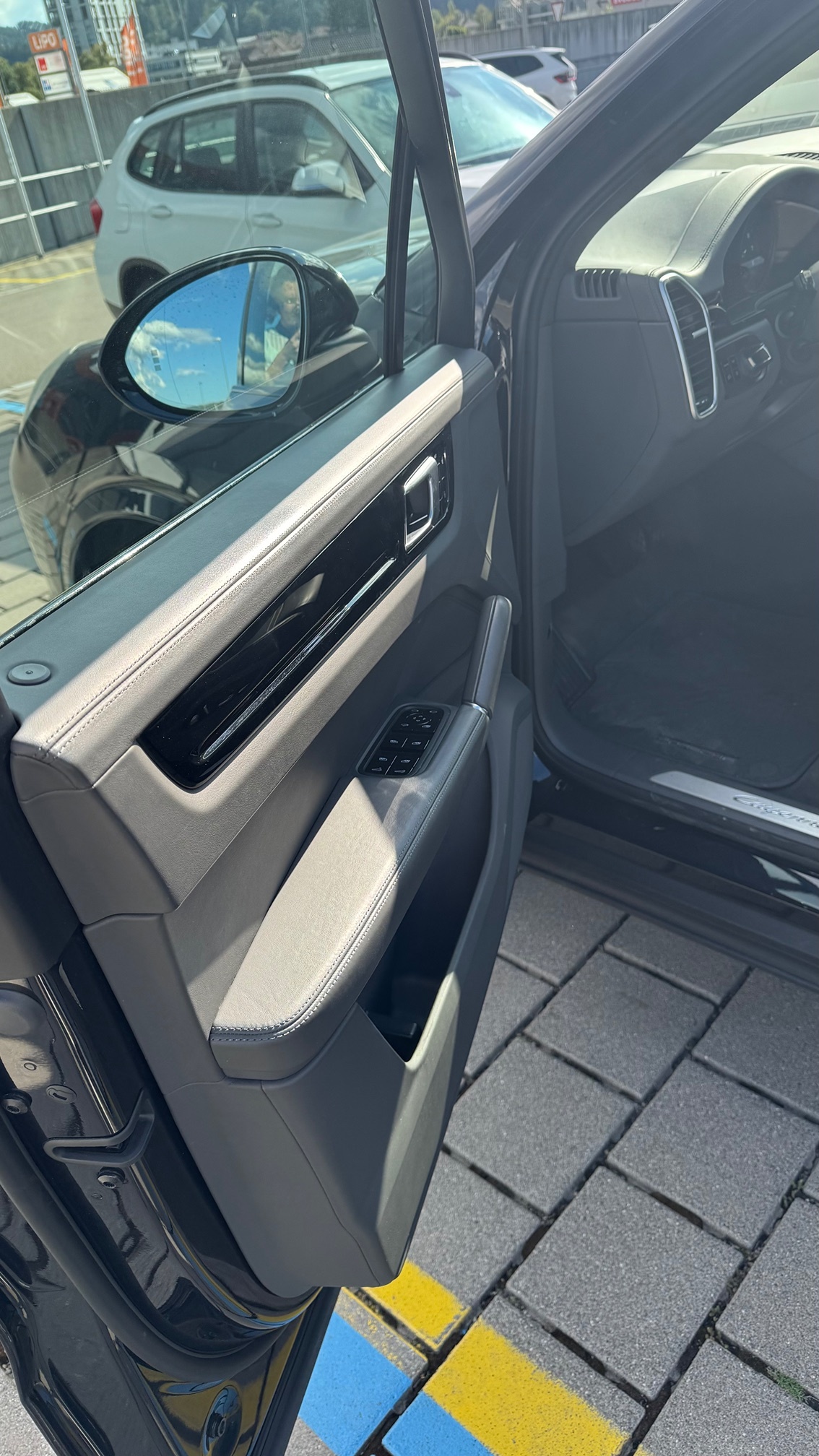 PORSCHE Cayenne — zdjęcie 15