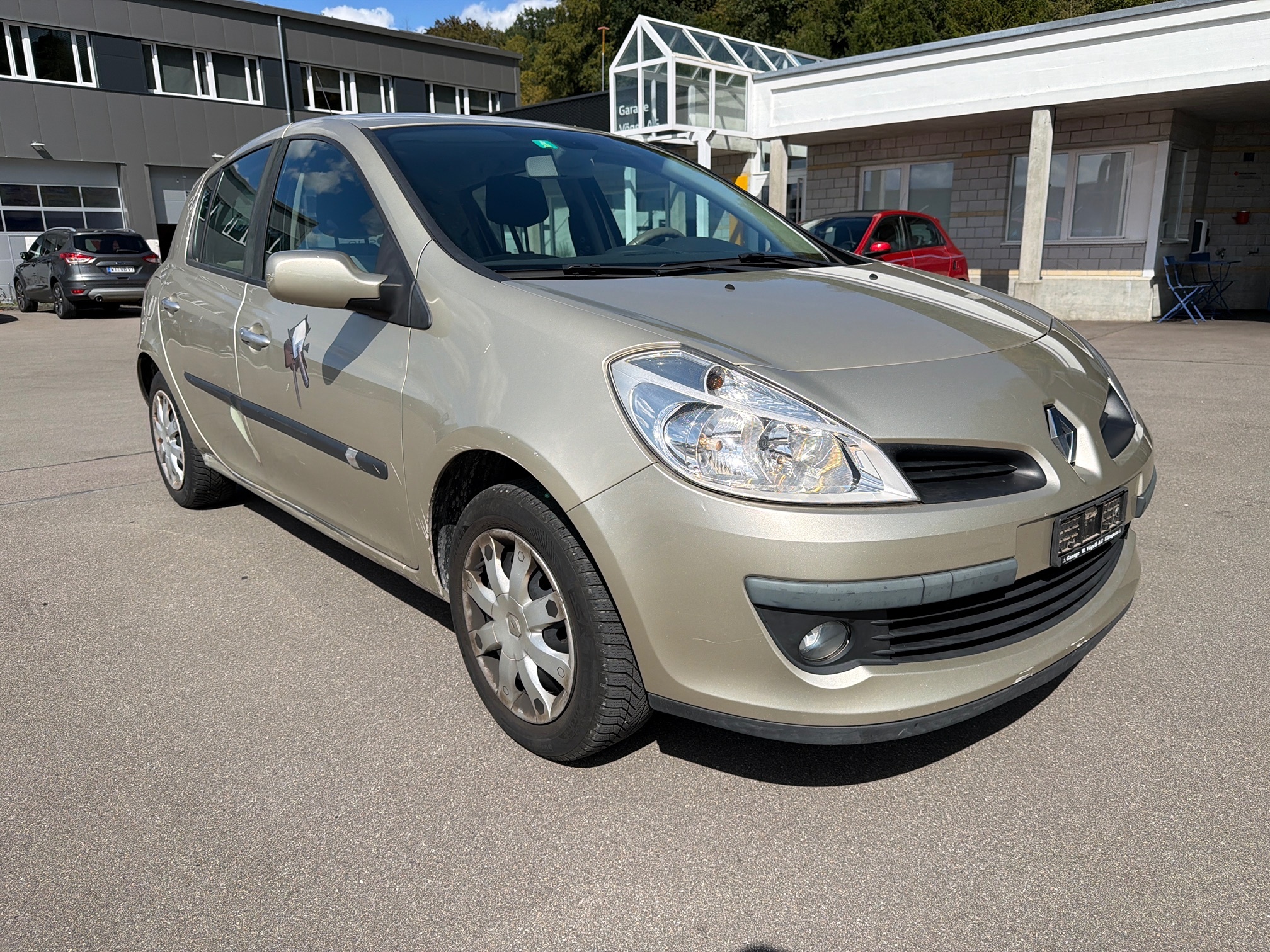 RENAULT Clio 1.6 16V — zdjęcie 7