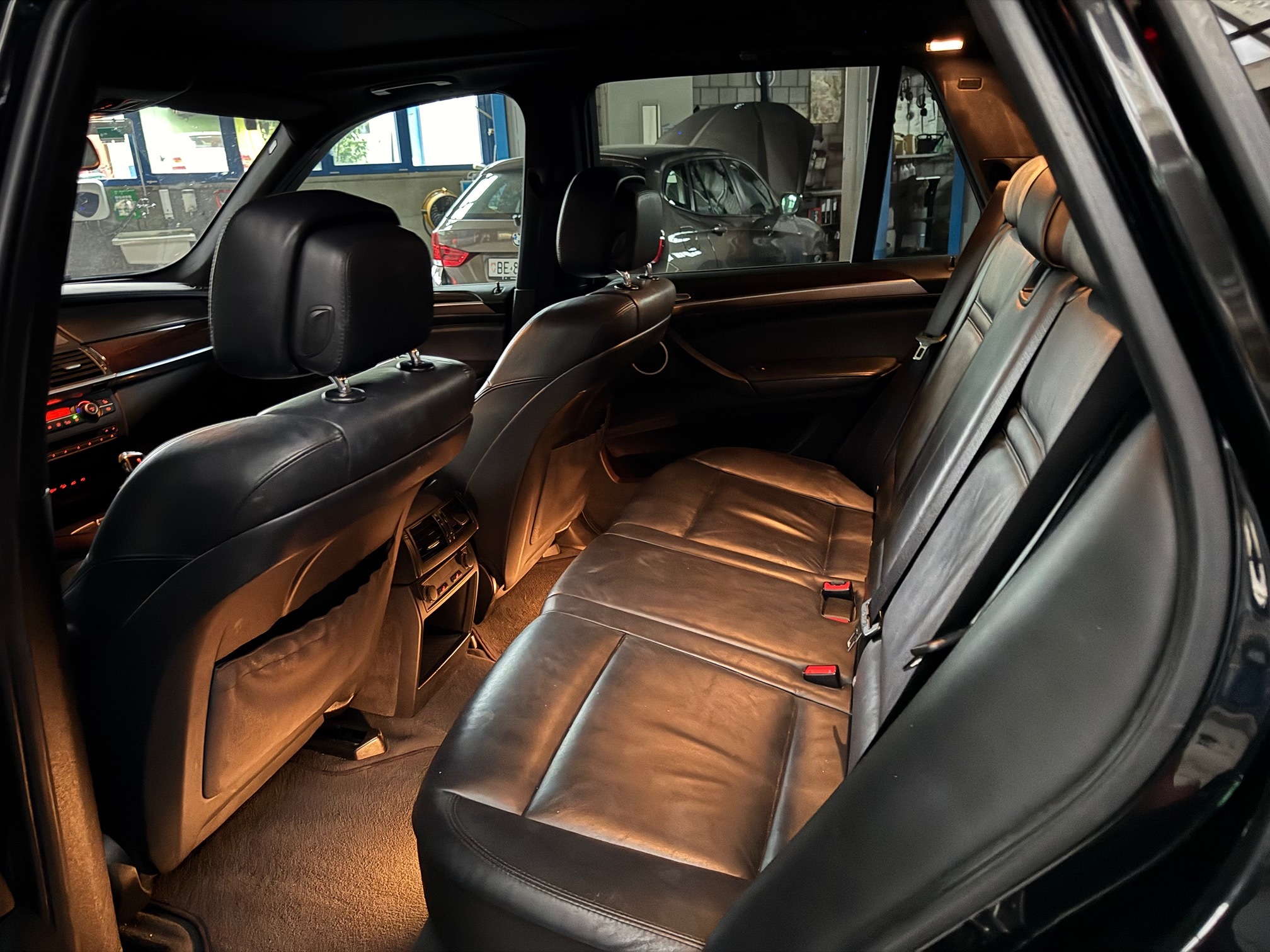 BMW X5 xDrive40d — zdjęcie 11