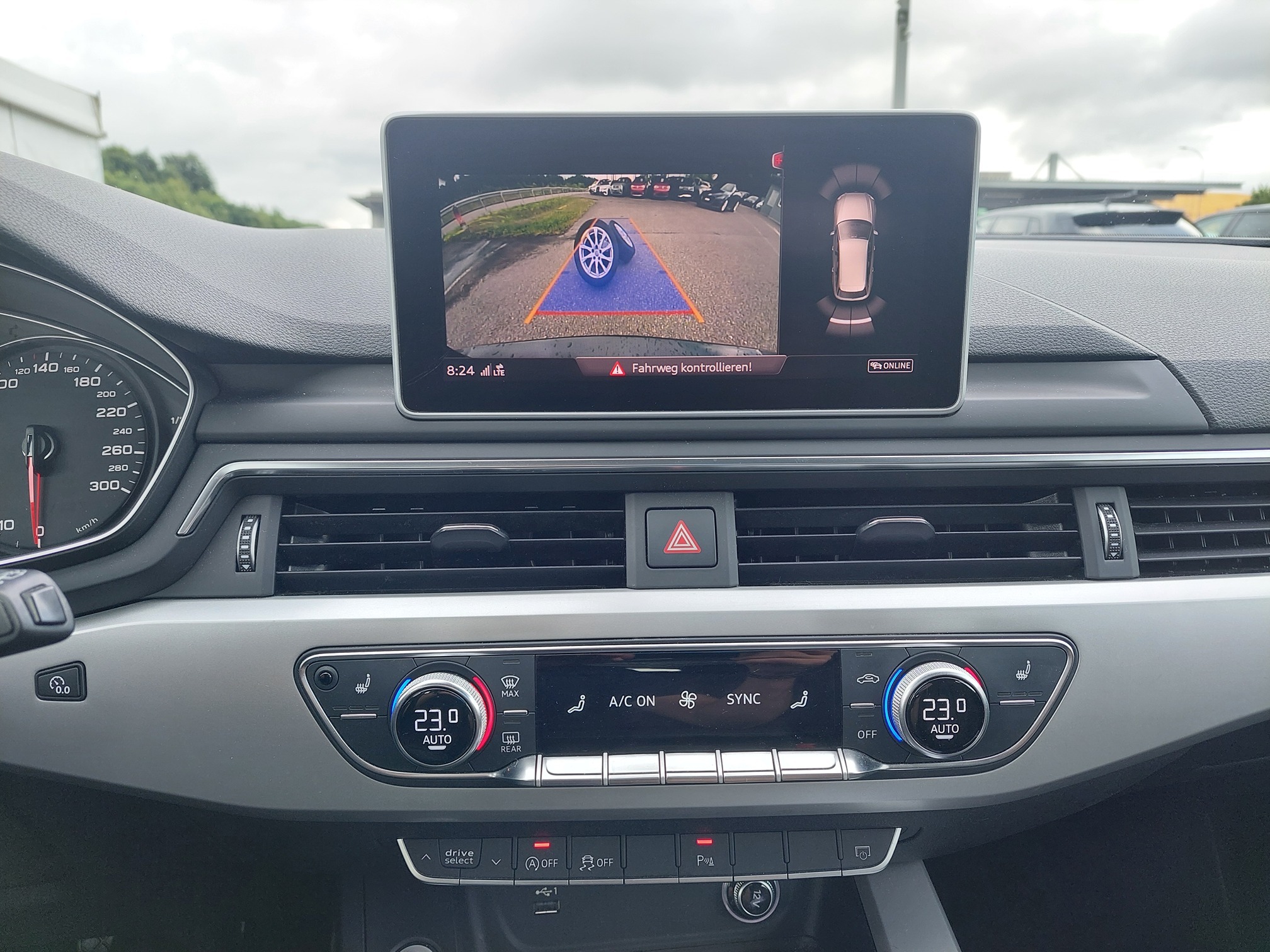AUDI A4 AV 40 TDI quattro  — zdjęcie 13