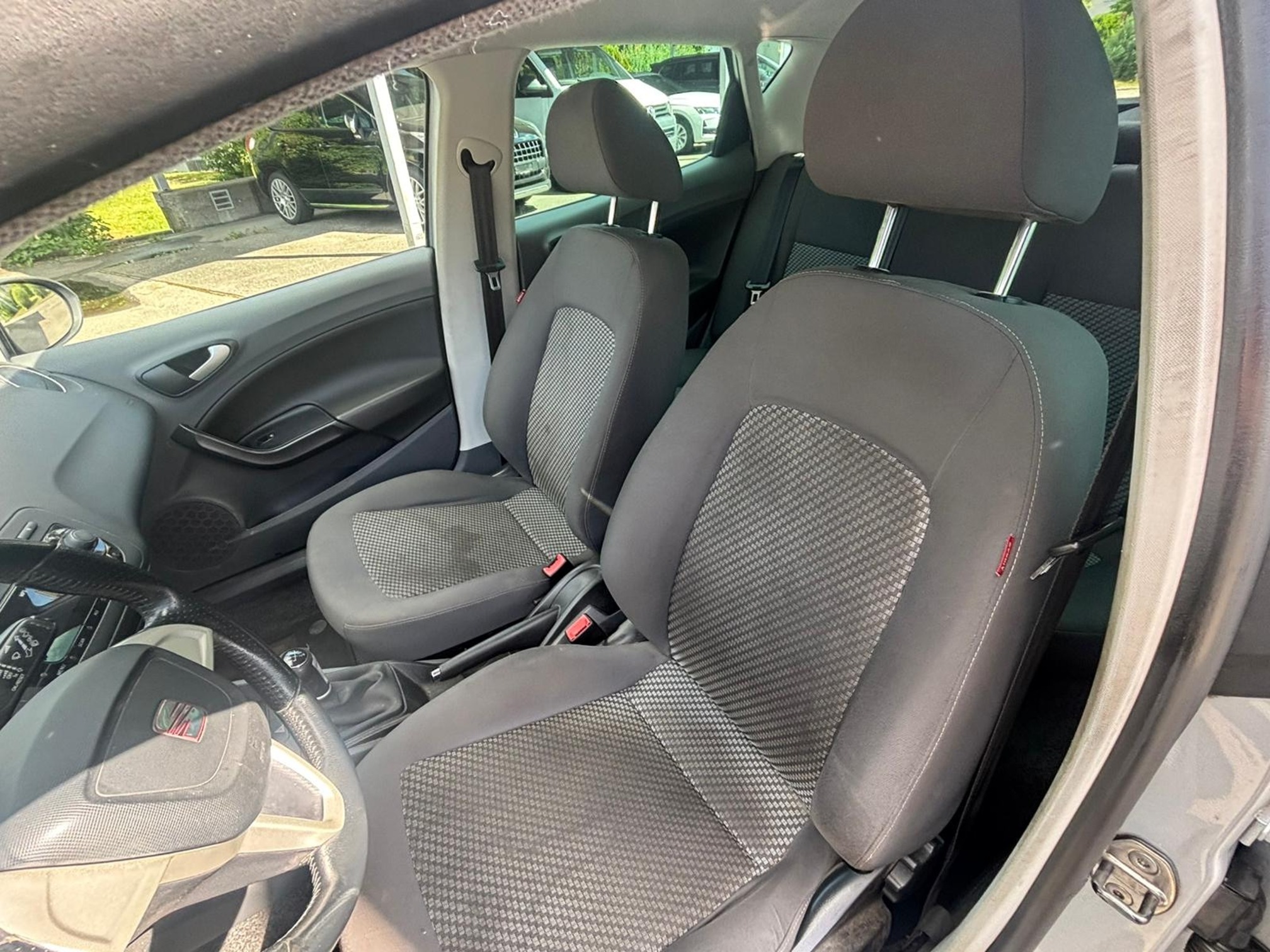 SEAT Ibiza 1.2 TSI — zdjęcie 13