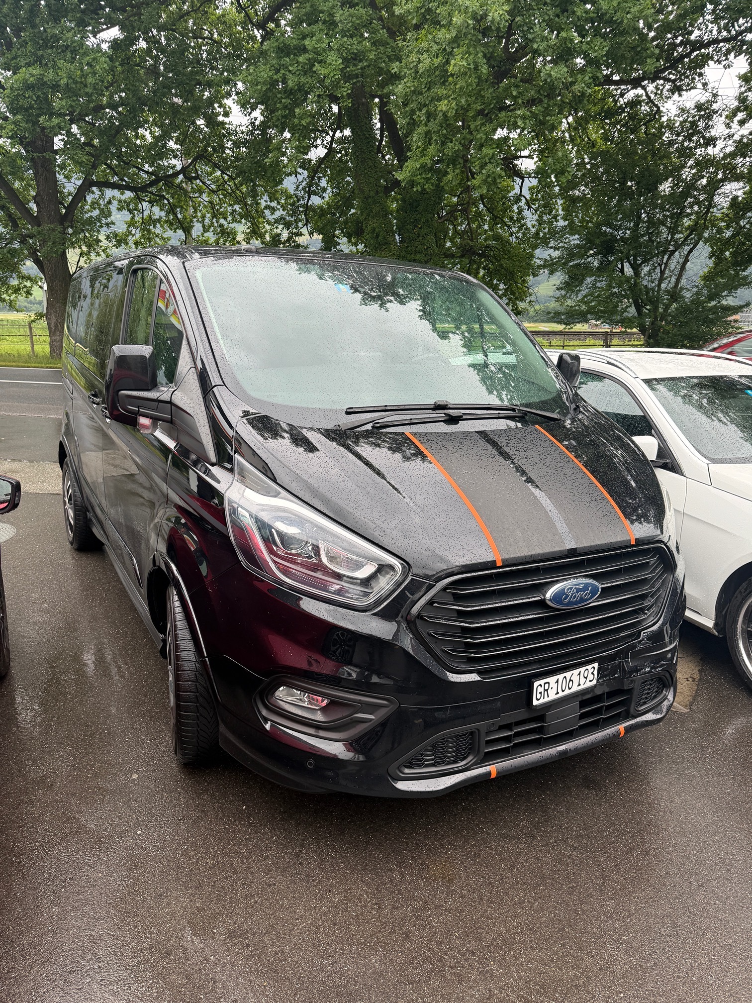FORD Tourneo Custom — zdjęcie 1