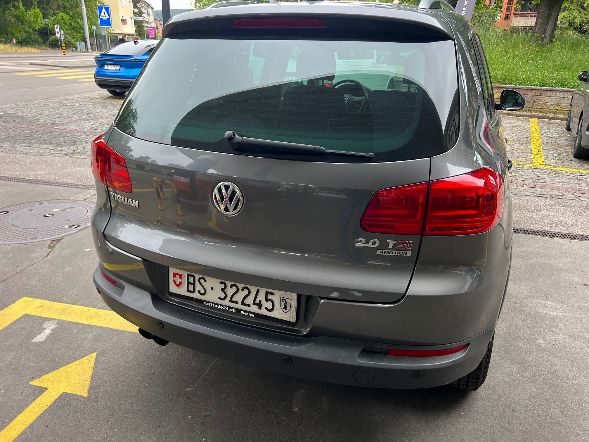 VW tiguan 2.0 — zdjęcie 14