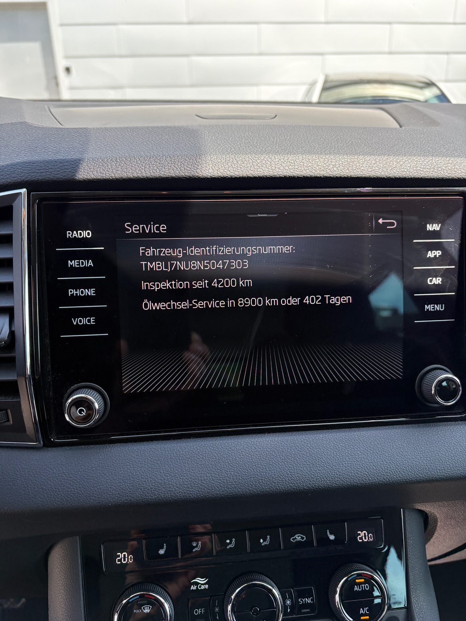 SKODA Karoq 2.0 TDI 4x4 — zdjęcie 6