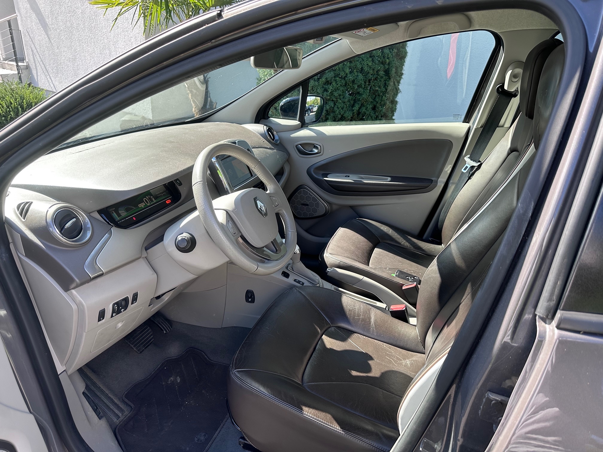 RENAULT Zoe — zdjęcie 8