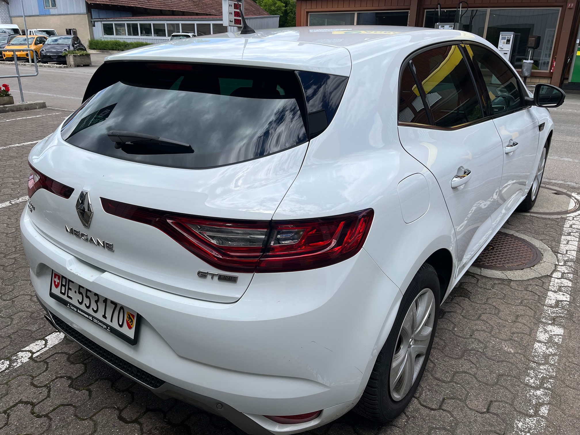 RENAULT Megane — zdjęcie 4