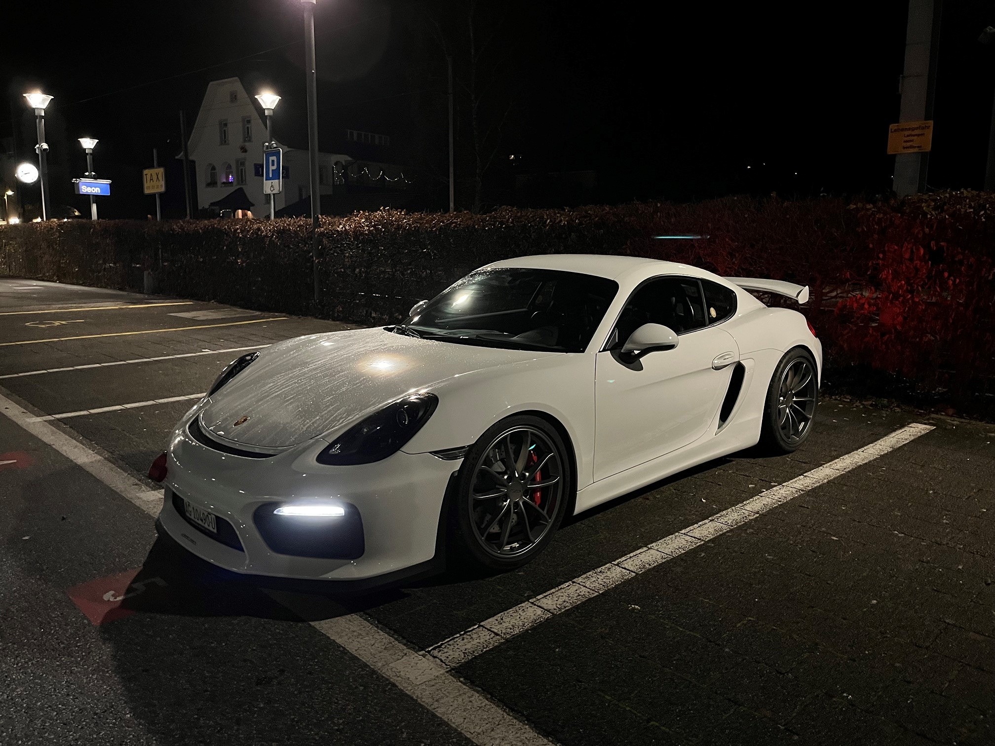 PORSCHE Cayman GT4 — zdjęcie 12