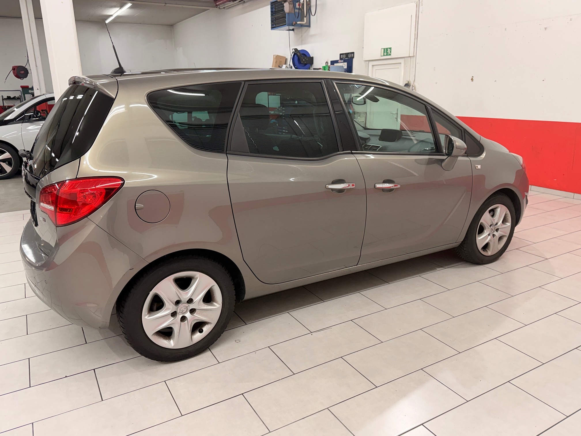OPEL Meriva B 17DT Cosmo — zdjęcie 8