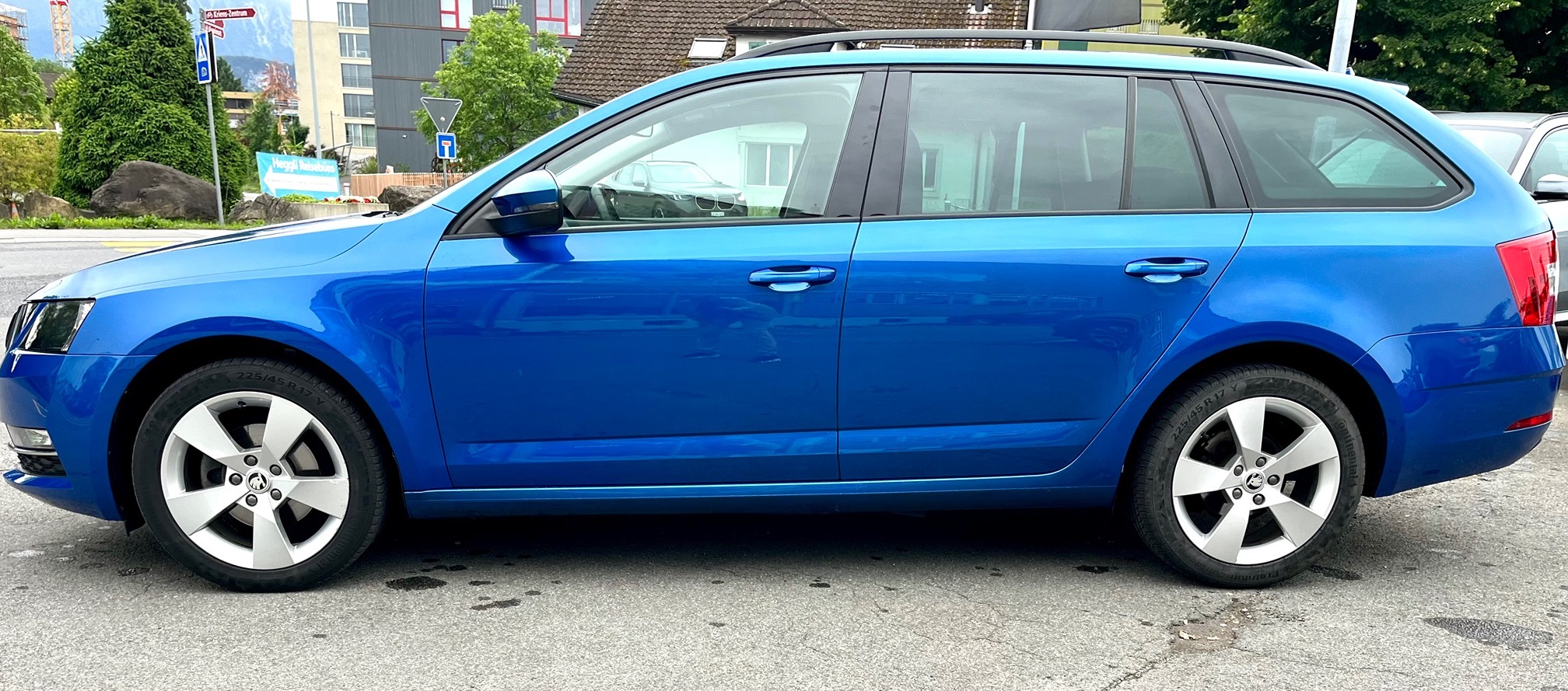 SKODA Octavia C 1.5TSI 150PS  6 Gang( MFK 10.2025) — zdjęcie 8