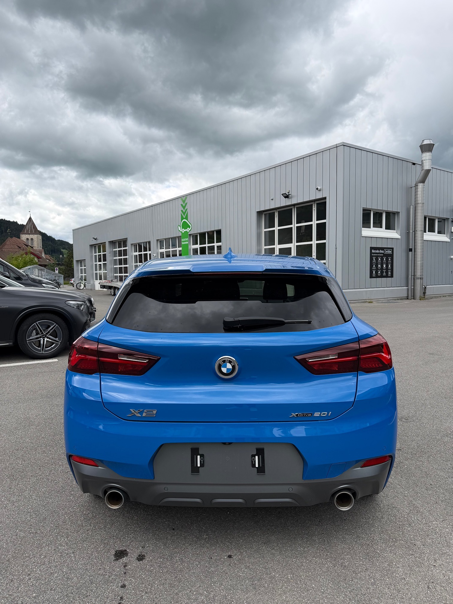 BMW X2 xDrive20i — zdjęcie 3