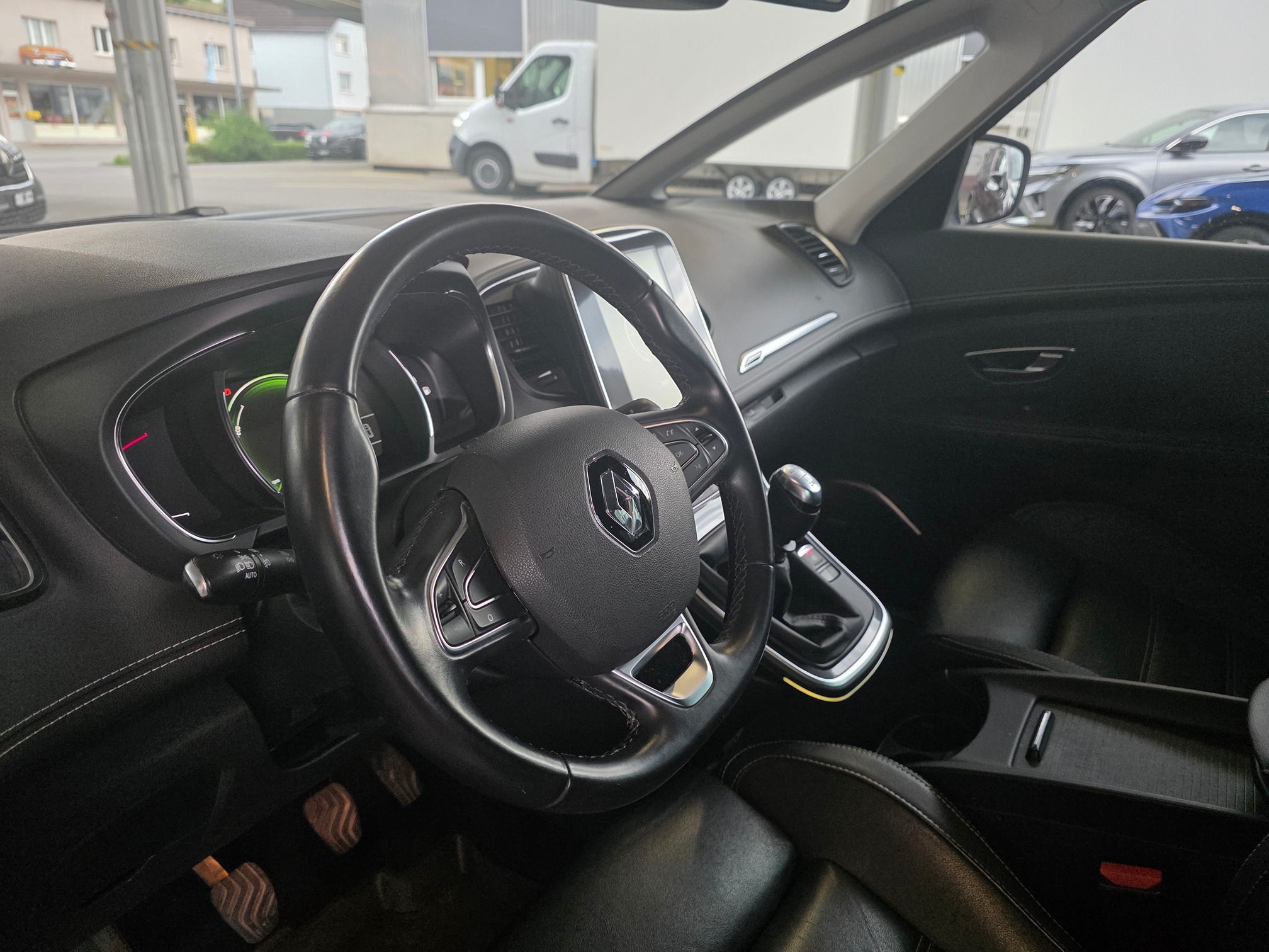 RENAULT Scenic — zdjęcie 12