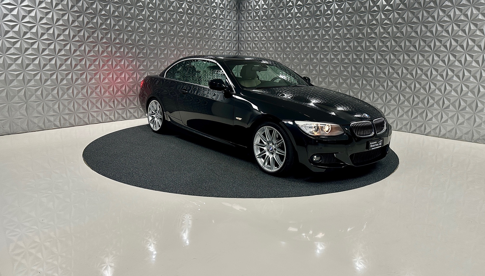 BMW 325i Cabrio — zdjęcie 4