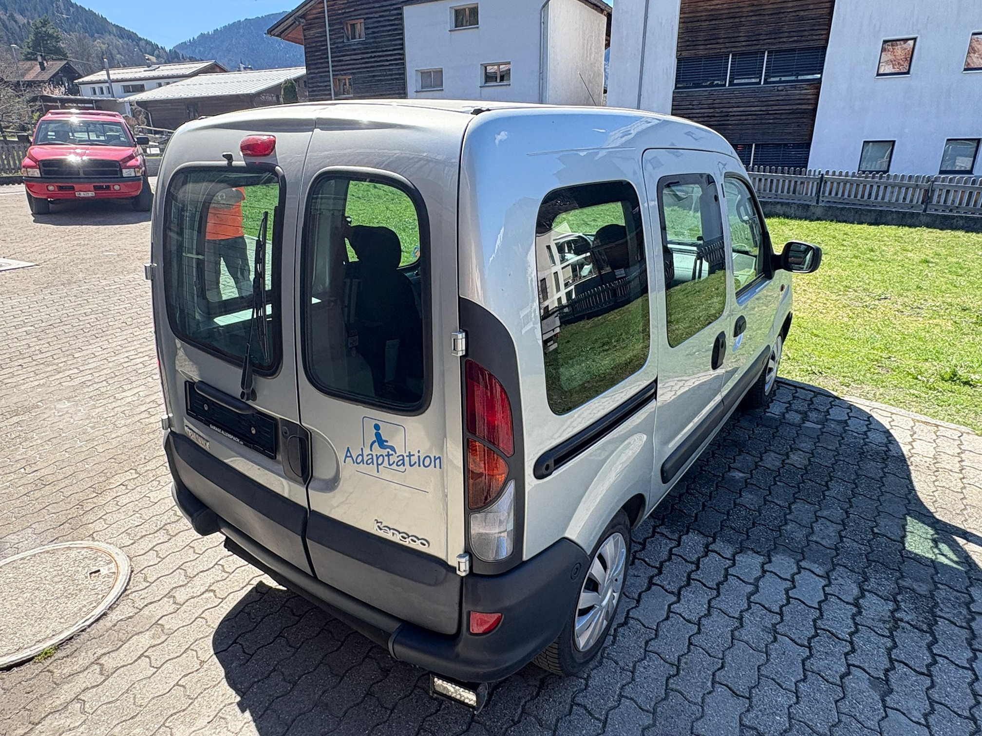 RENAULT KANGOO 1.9D — zdjęcie 9