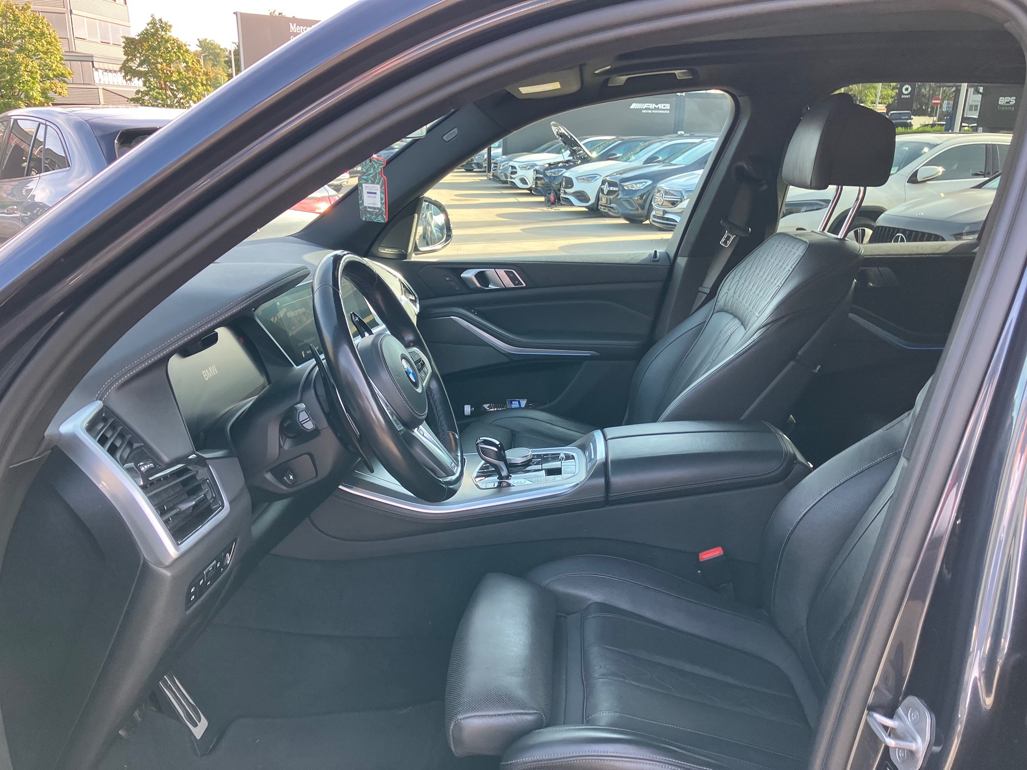 BMW X5 xDrive45e — zdjęcie 13