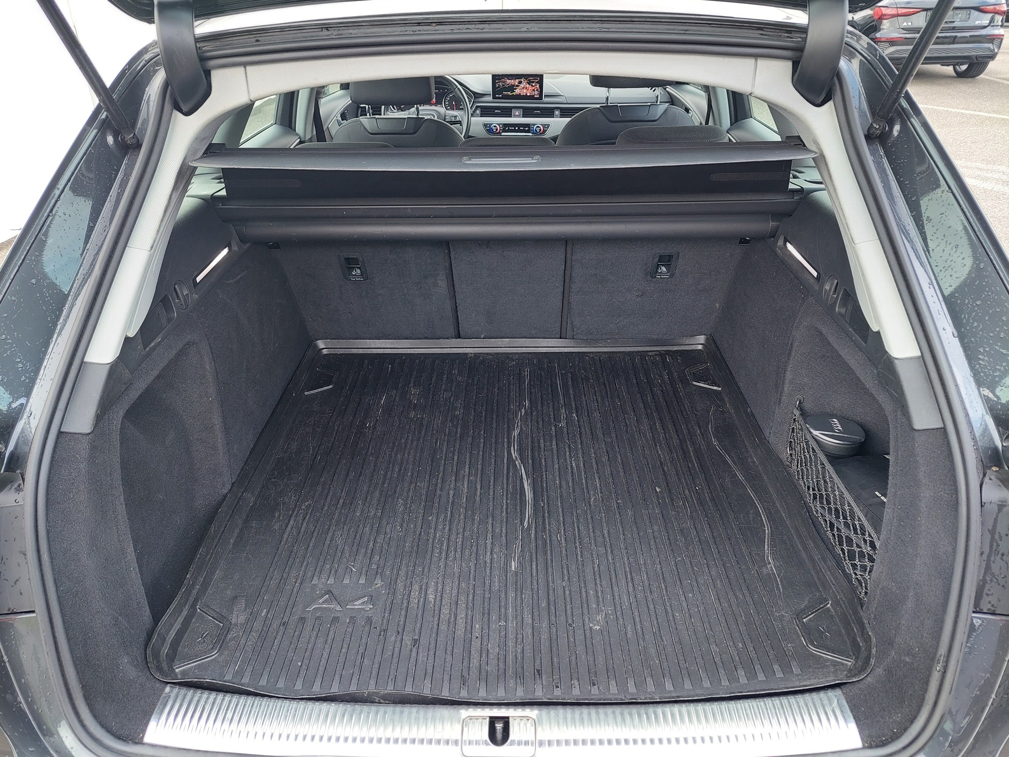 AUDI A4 AV 40 TDI quattro  — zdjęcie 5