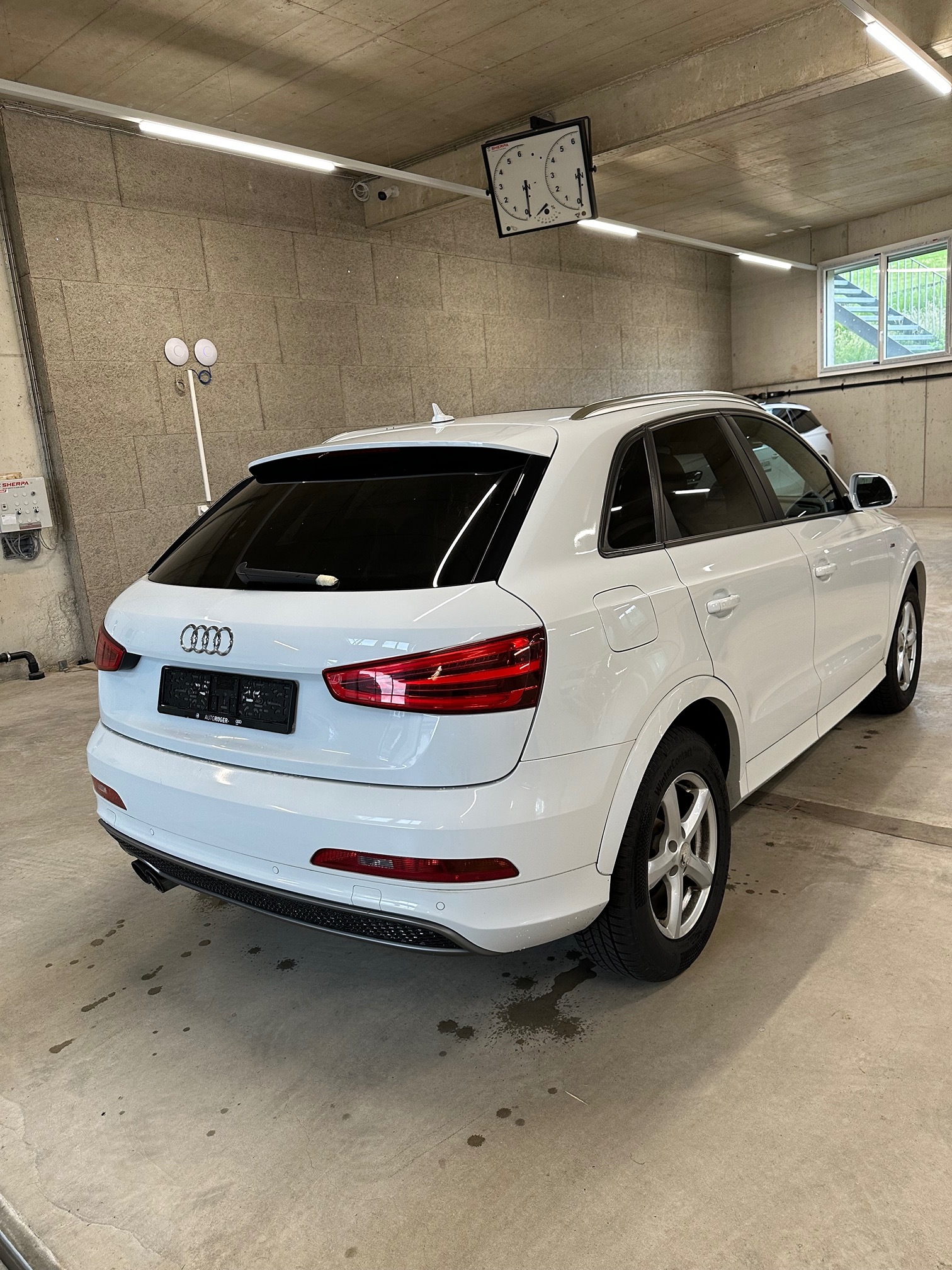 AUDI Q3 2.0TDI quattro — zdjęcie 8