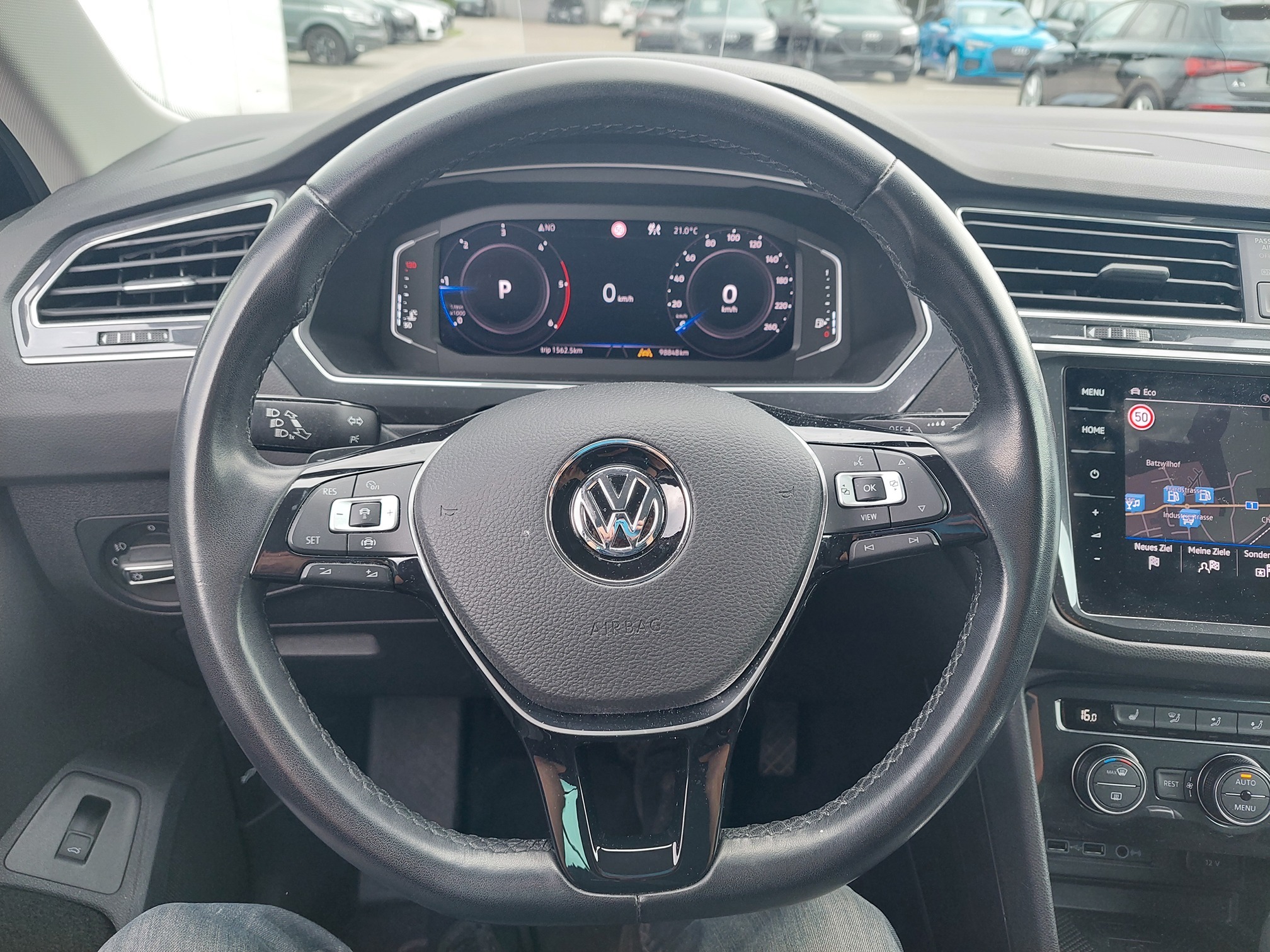 VW Tiguan 2.0 TDI 4M — zdjęcie 14