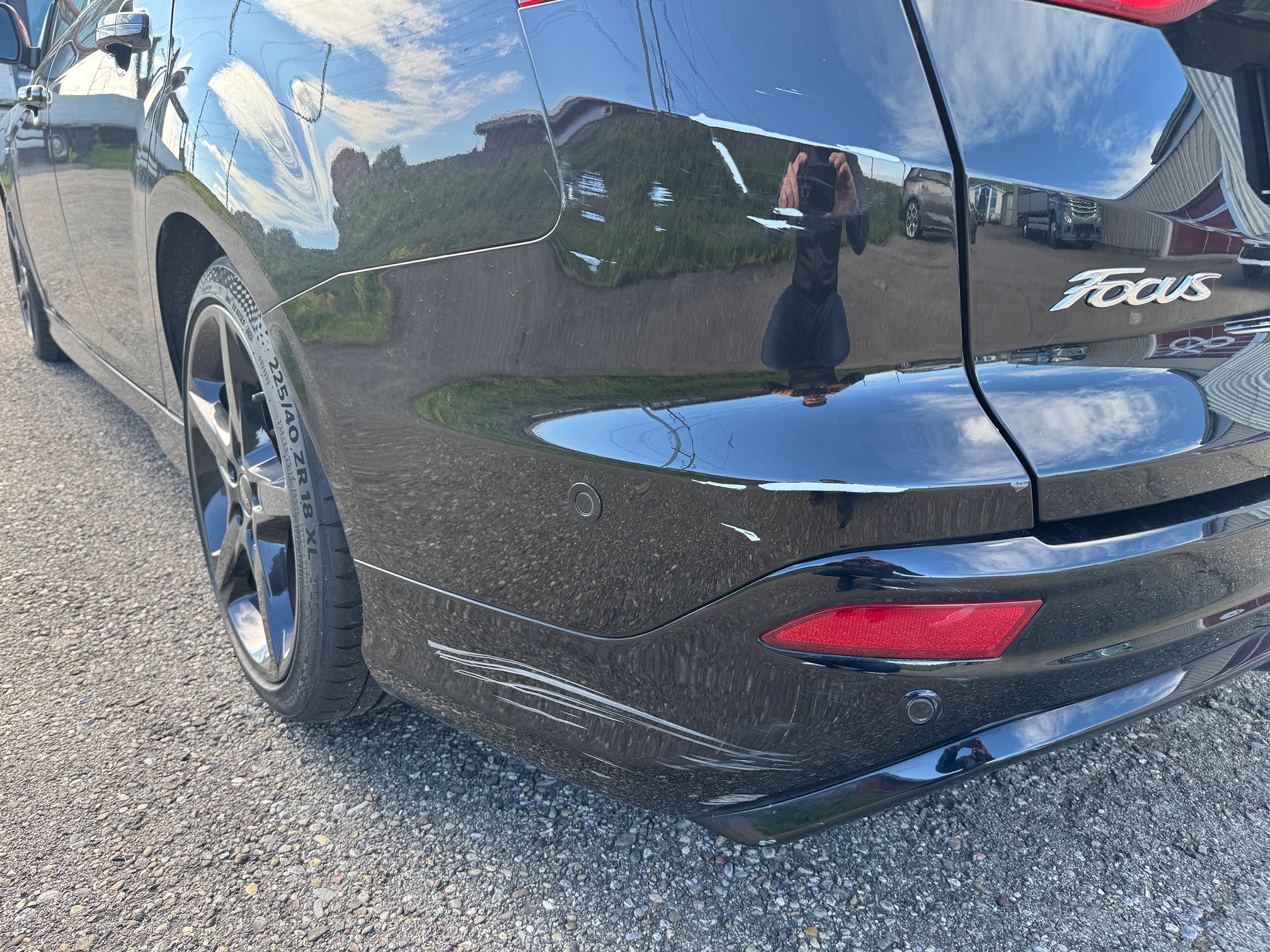 FORD Focus 1.5 SCTi — zdjęcie 13