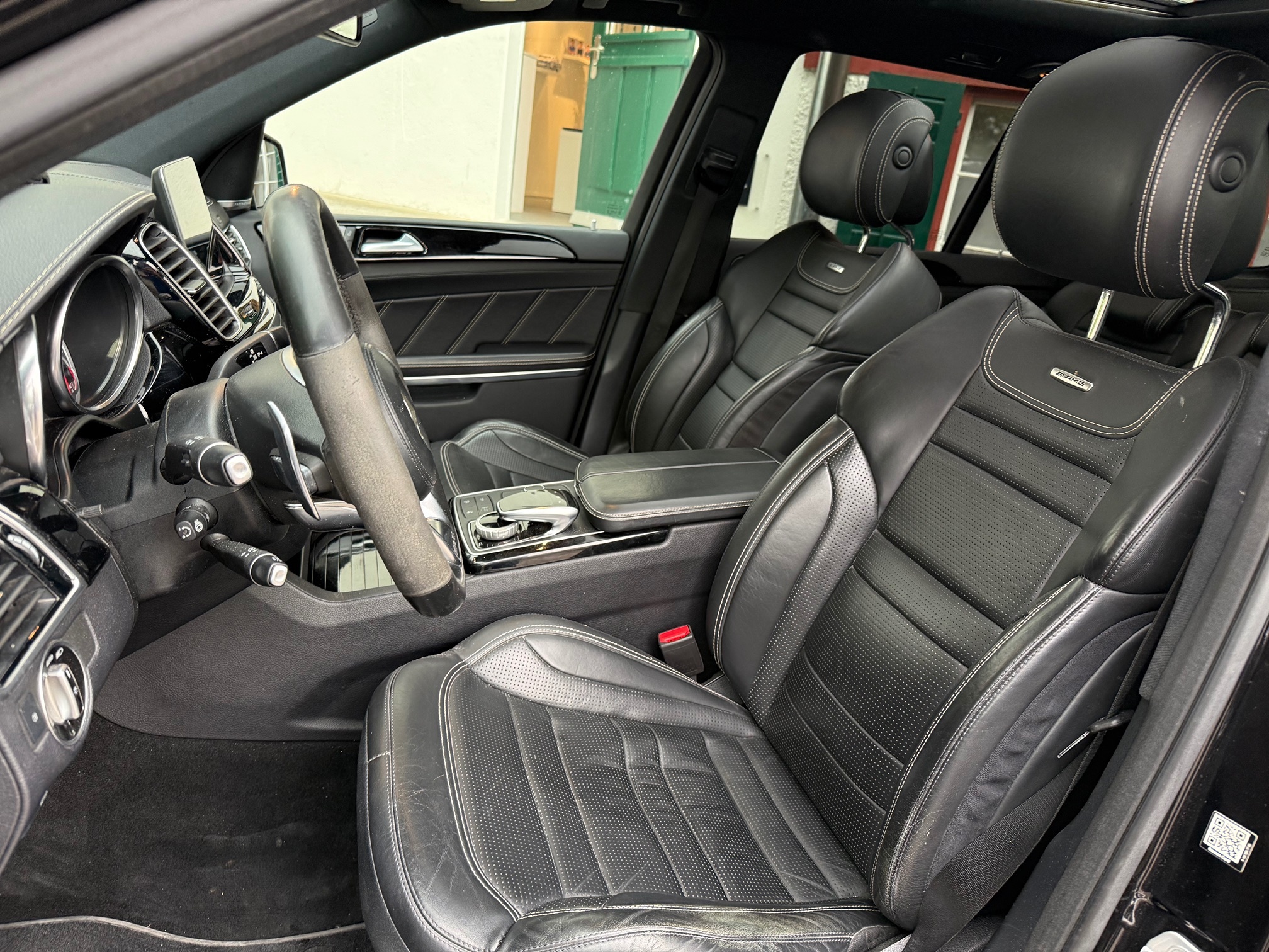 MERCEDES-BENZ AMG GLS 63 — zdjęcie 9