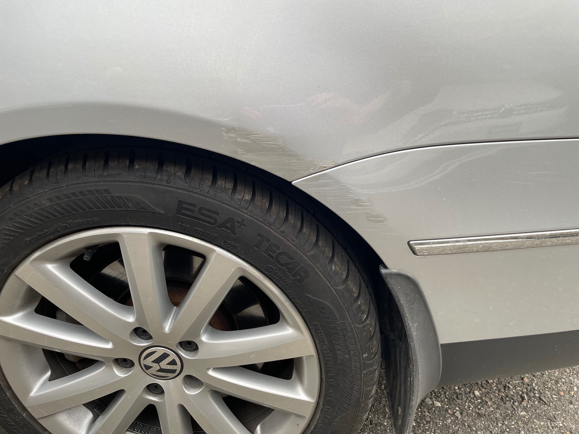 VW PASSAT V. 3.2I 4M — zdjęcie 3