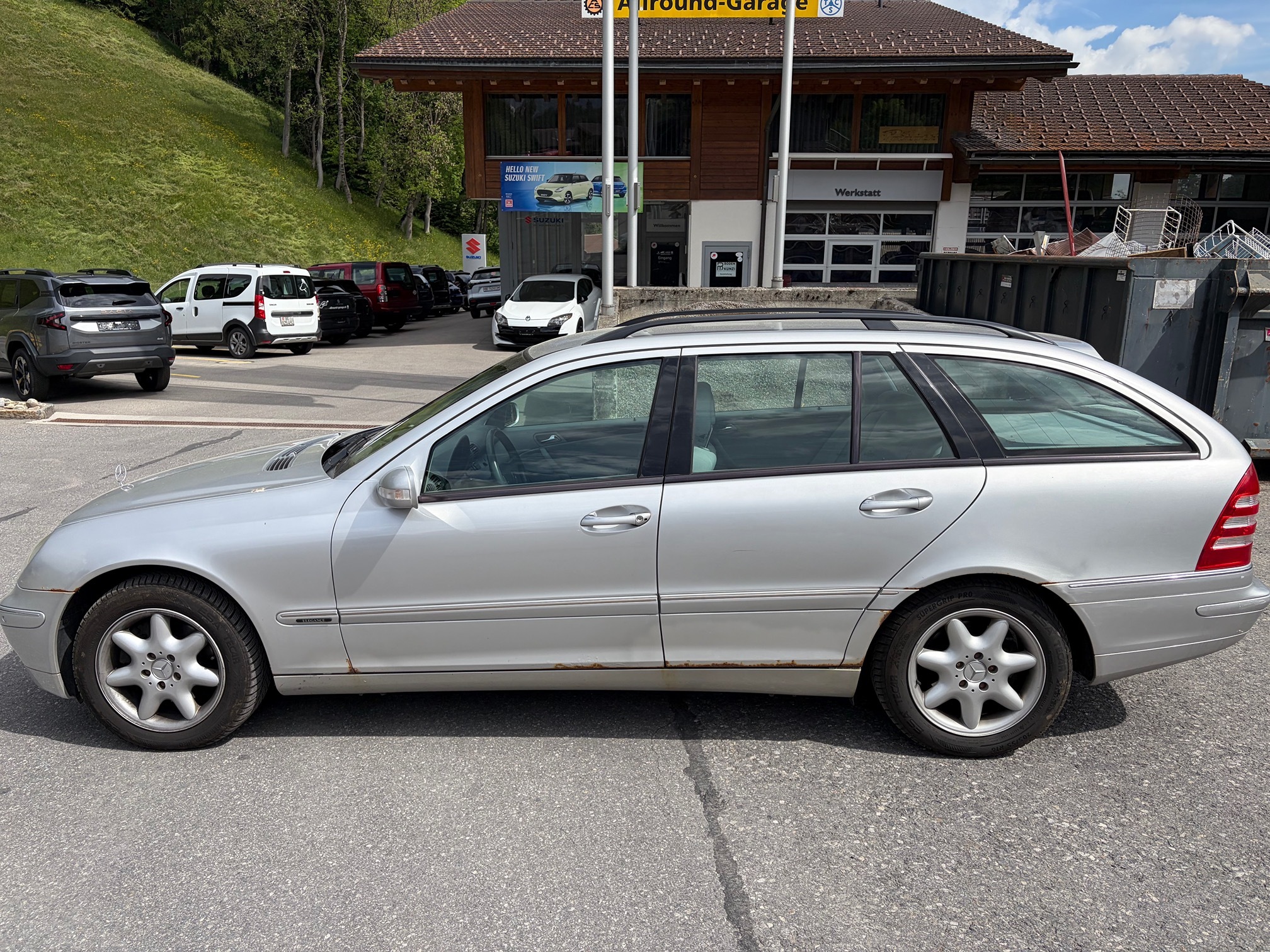 MERCEDES-BENZ C 320 4x4 T — zdjęcie 8