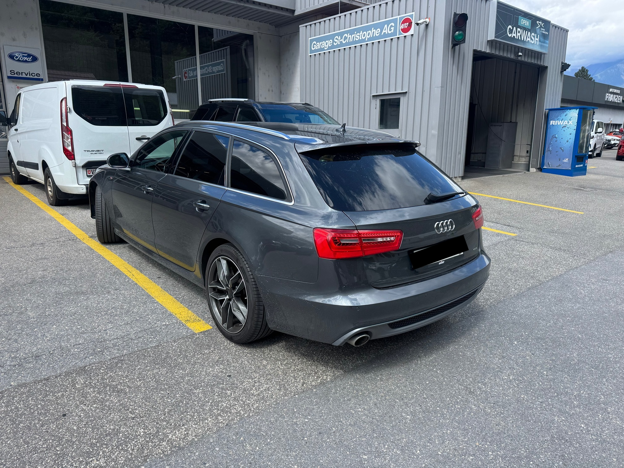 AUDI A6 Av.qu3.0BiTDI — zdjęcie 4